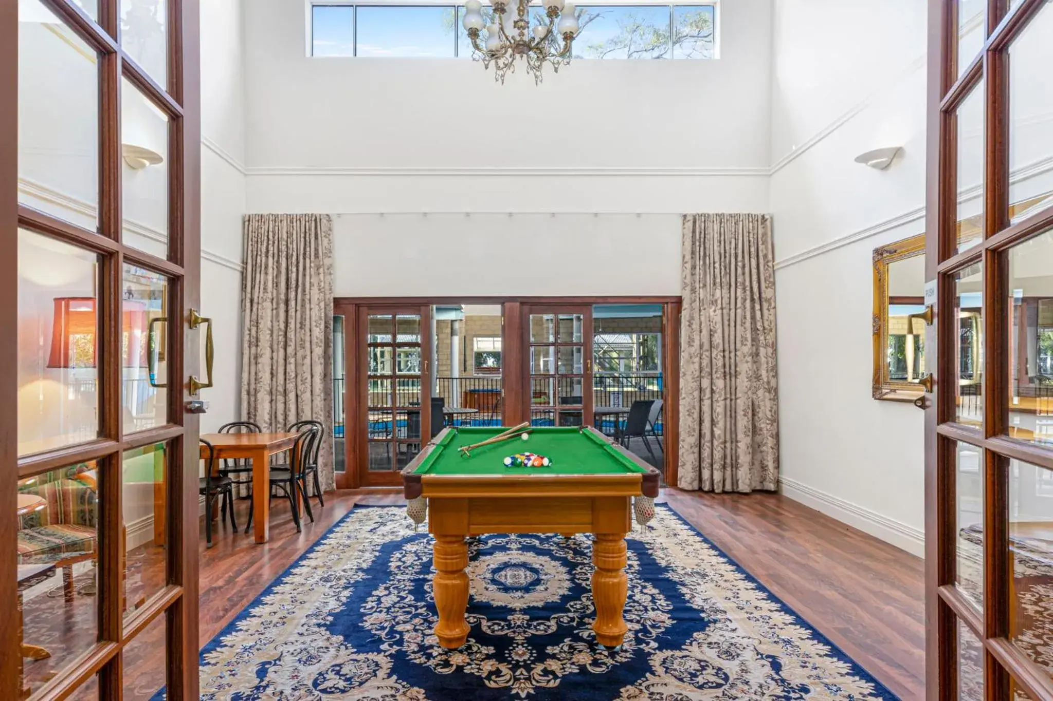 Billiards in Inn The Tuarts Guest Lodge Busselton Accommodation - Adults Only