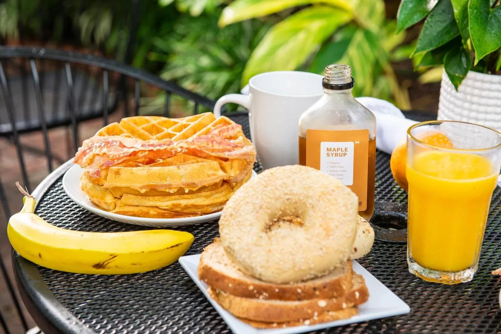 Continental breakfast in Old Town Manor