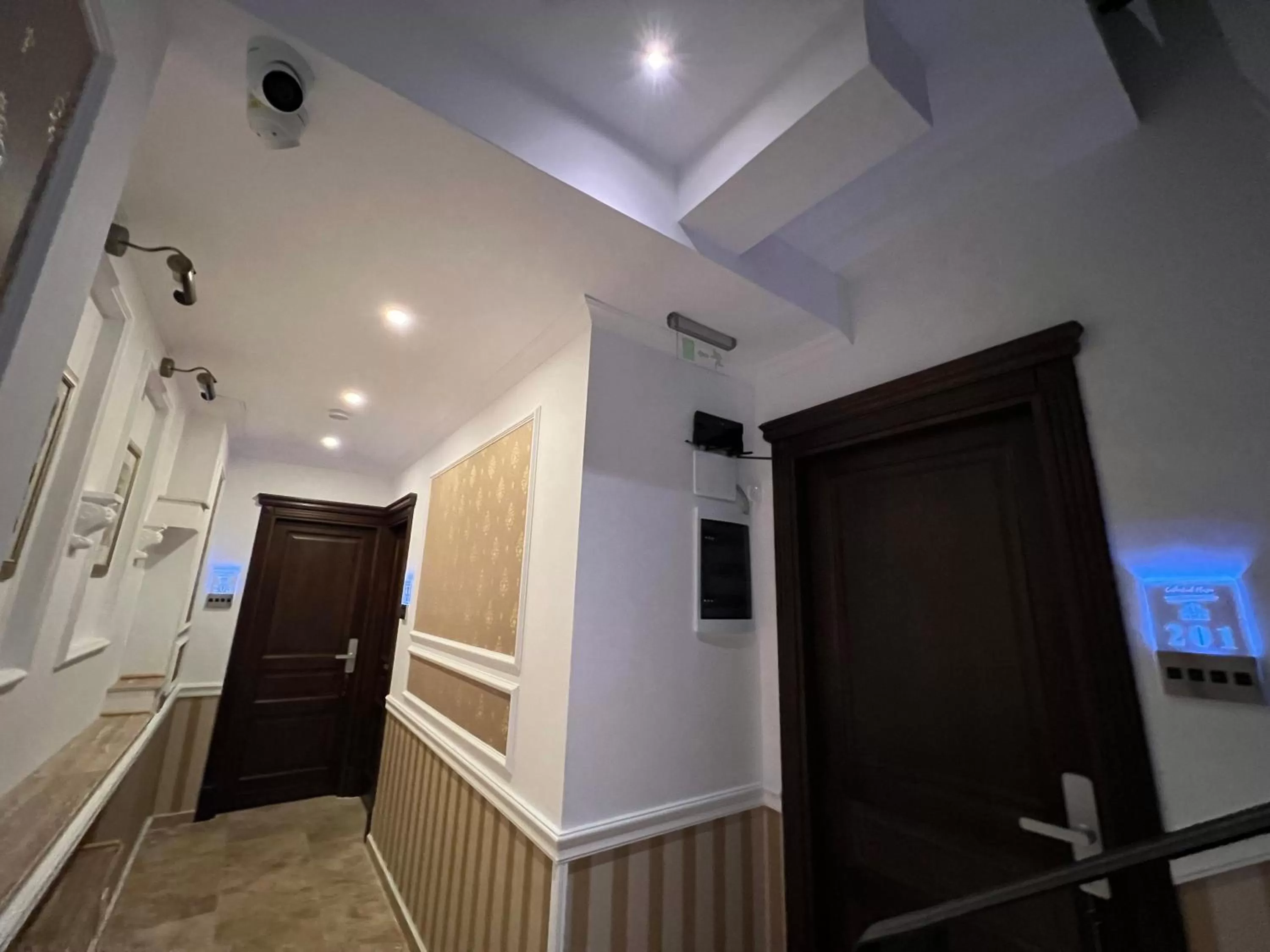 Property building in Hotel Boutique Cathedral Plaza Residences room for rent downtown