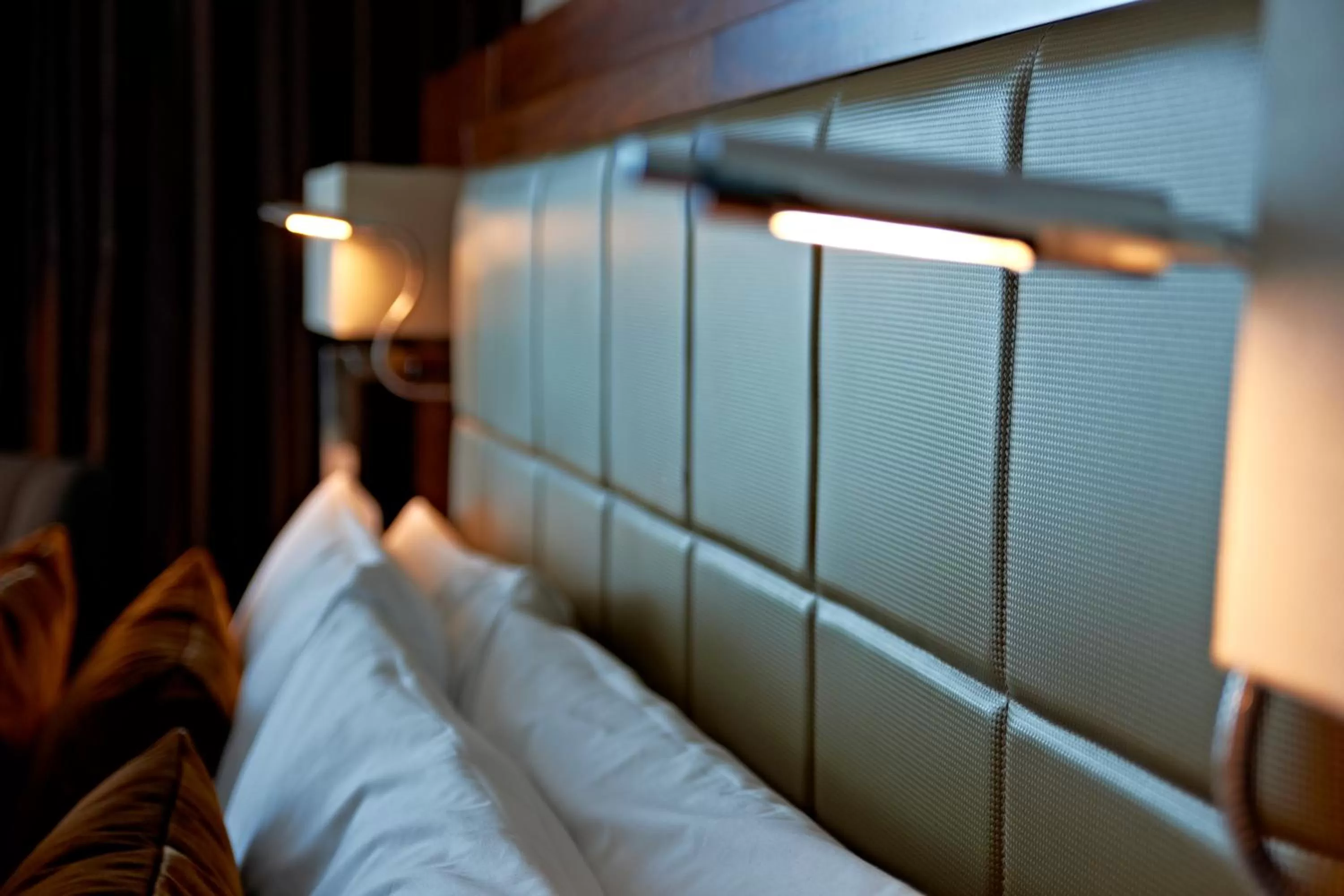 Bed in InterContinental Doha The City by IHG