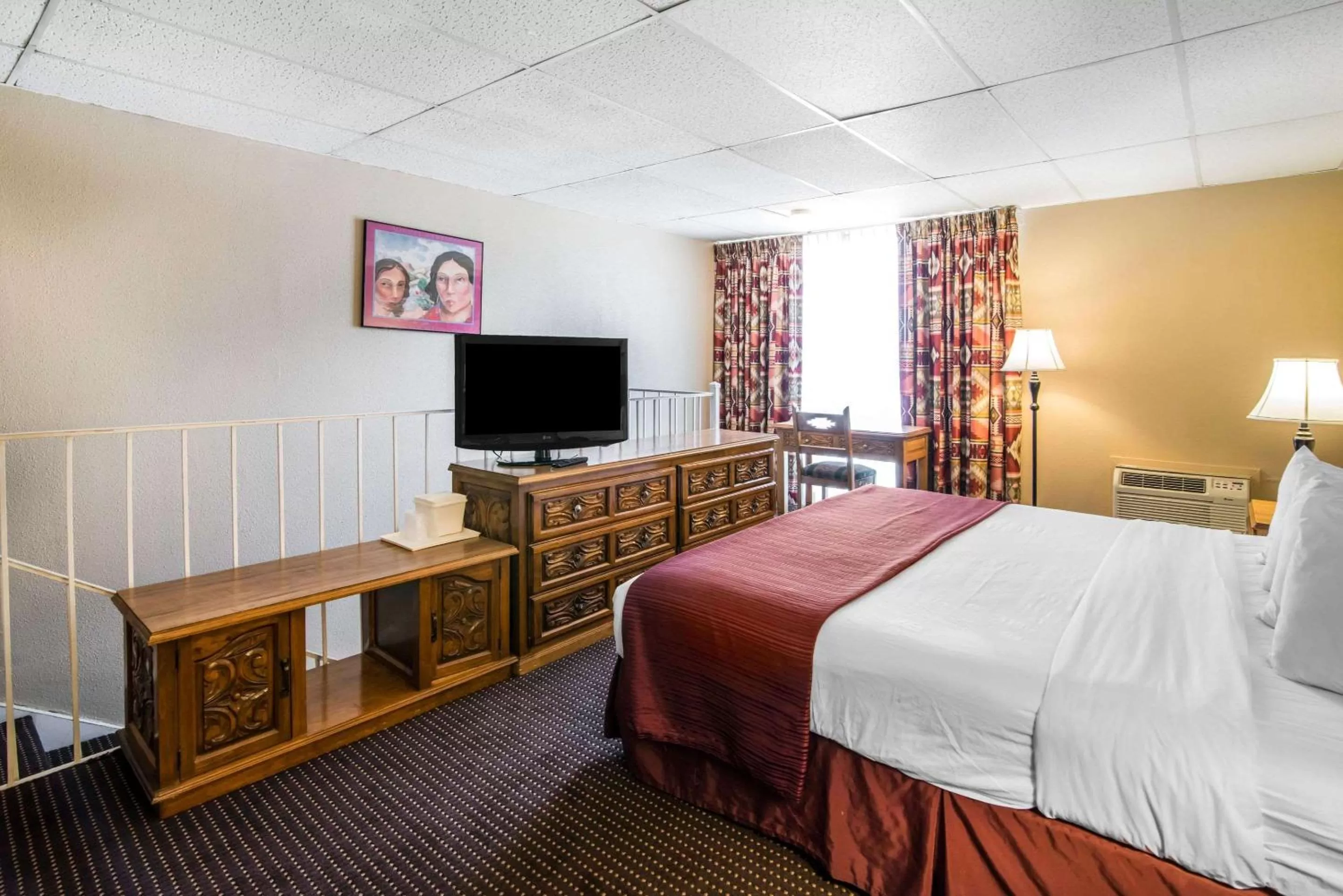 Photo of the whole room, Bed in Quality Inn