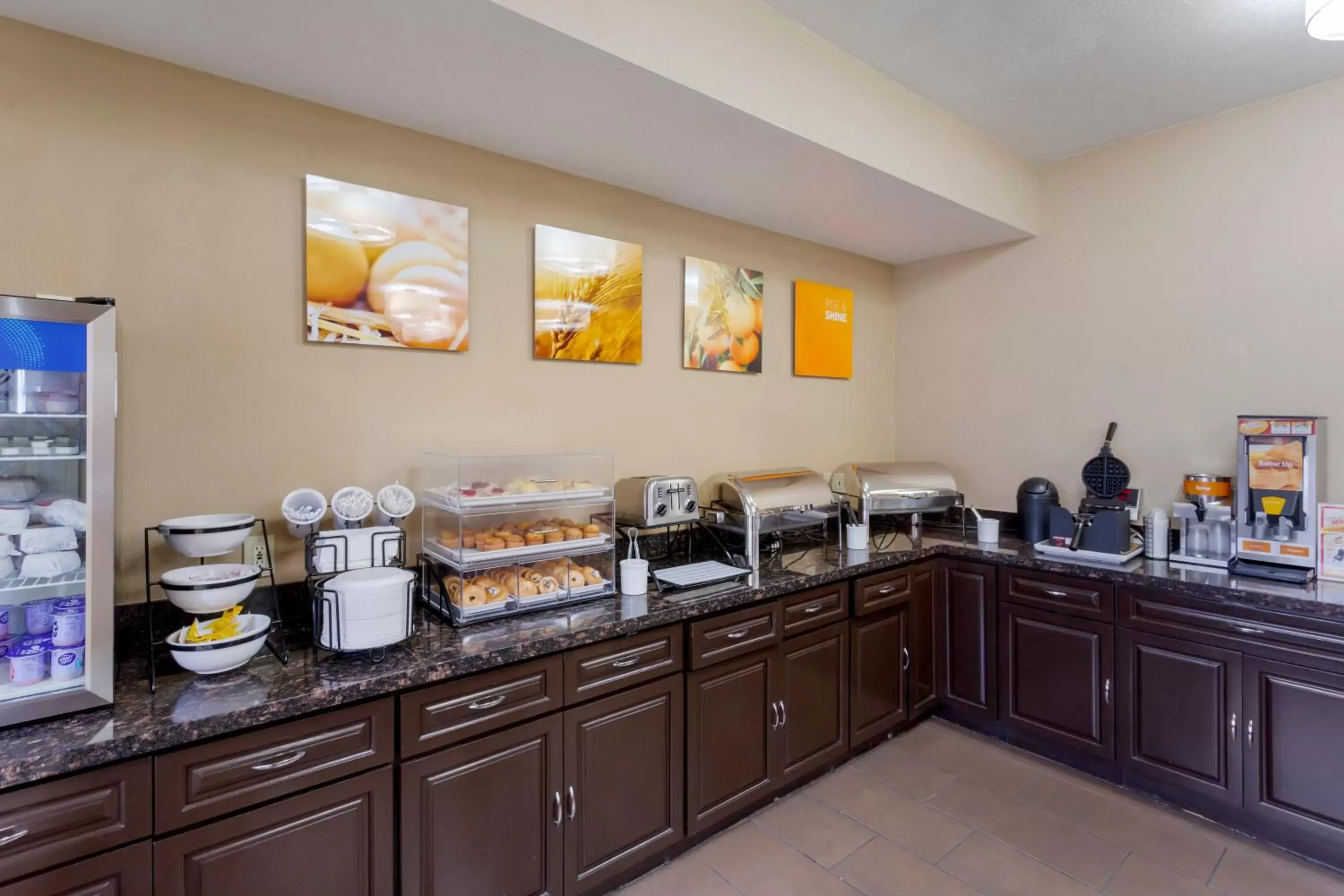 Breakfast in Comfort Inn & Suites Salt Lake City/Woods Cross