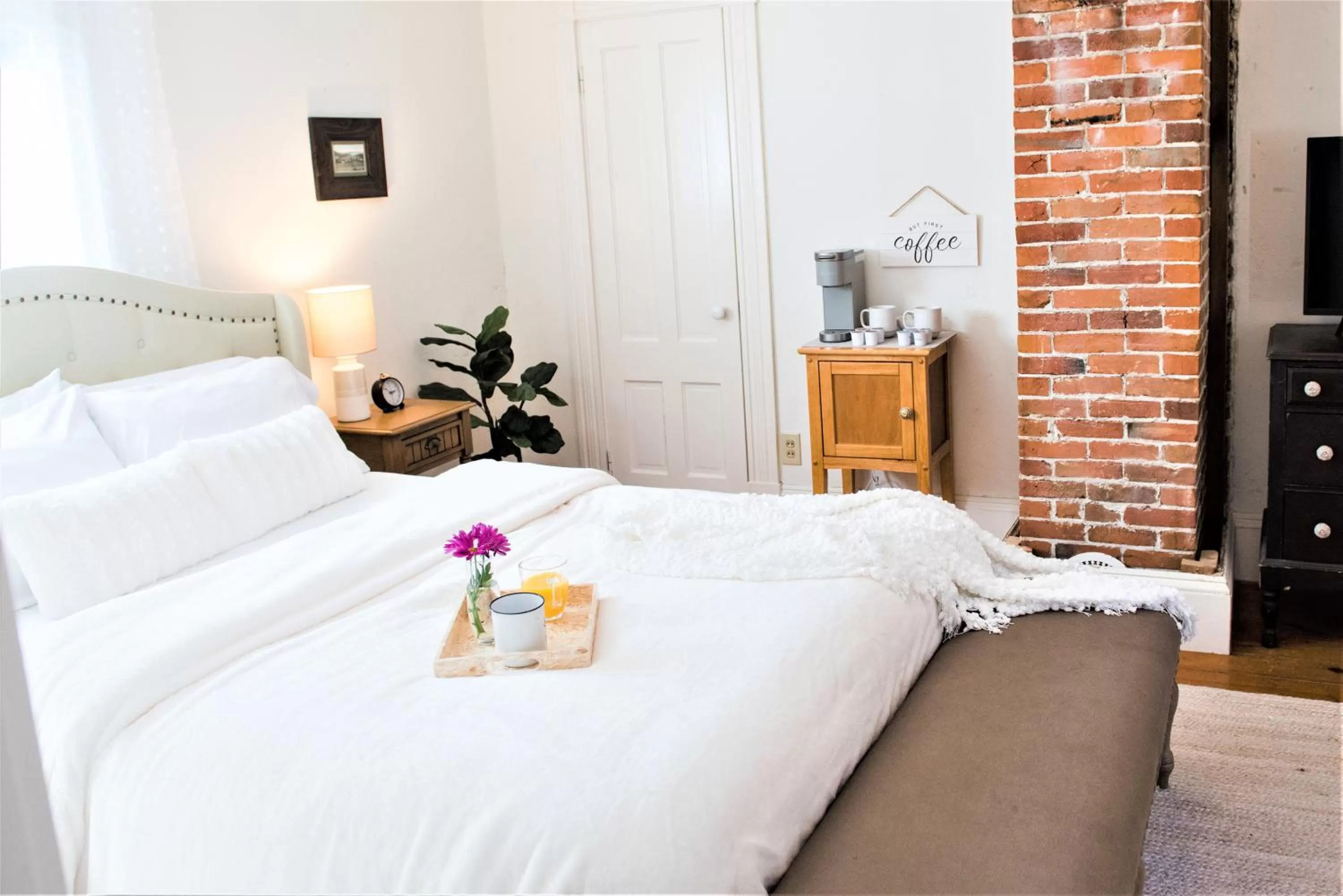 Bed in Inn on Golden Pond