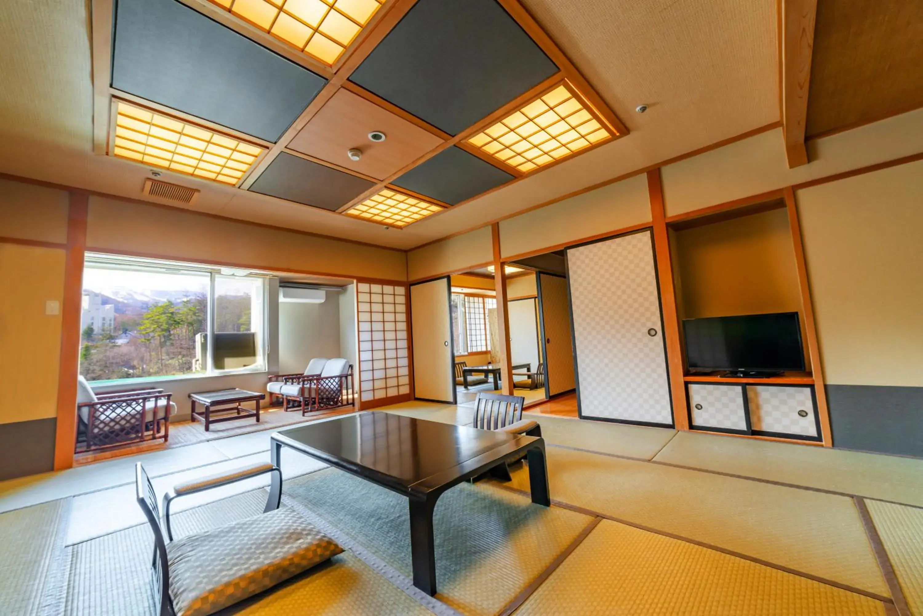 Photo of the whole room in Kusatsu Onsen Daitokan