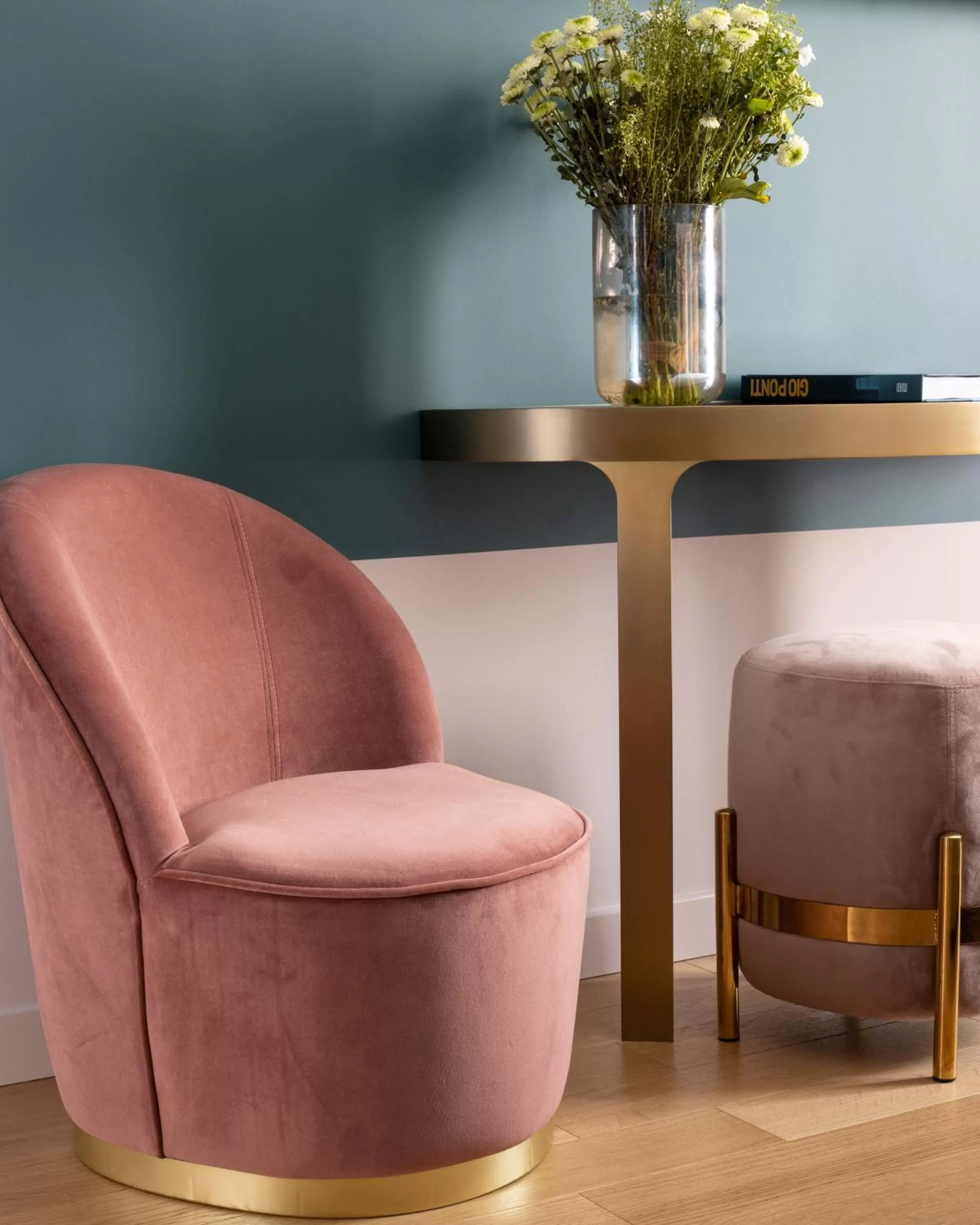 Seating area in Hôtel Parisianer