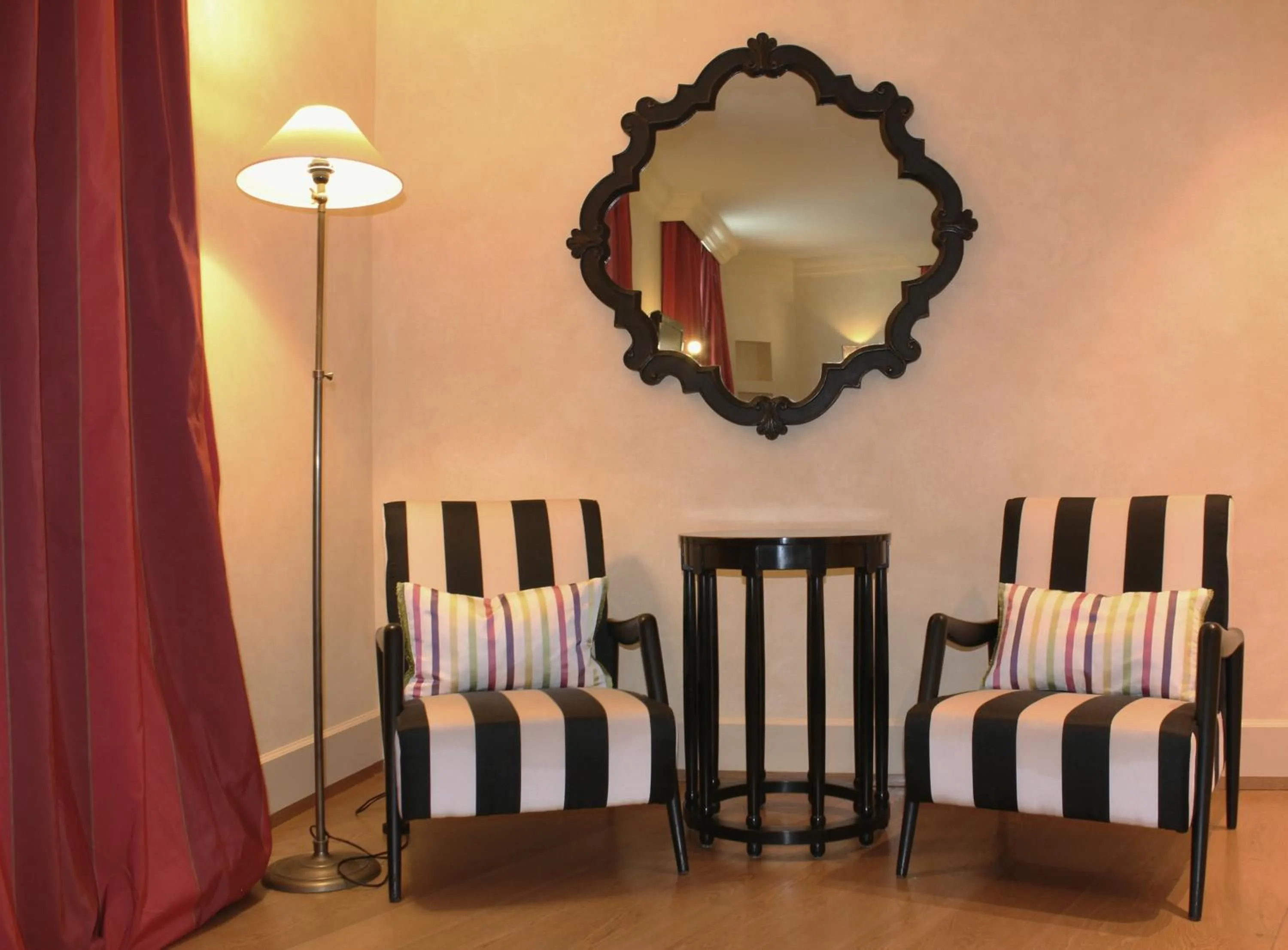 Seating area in Siri Hotel