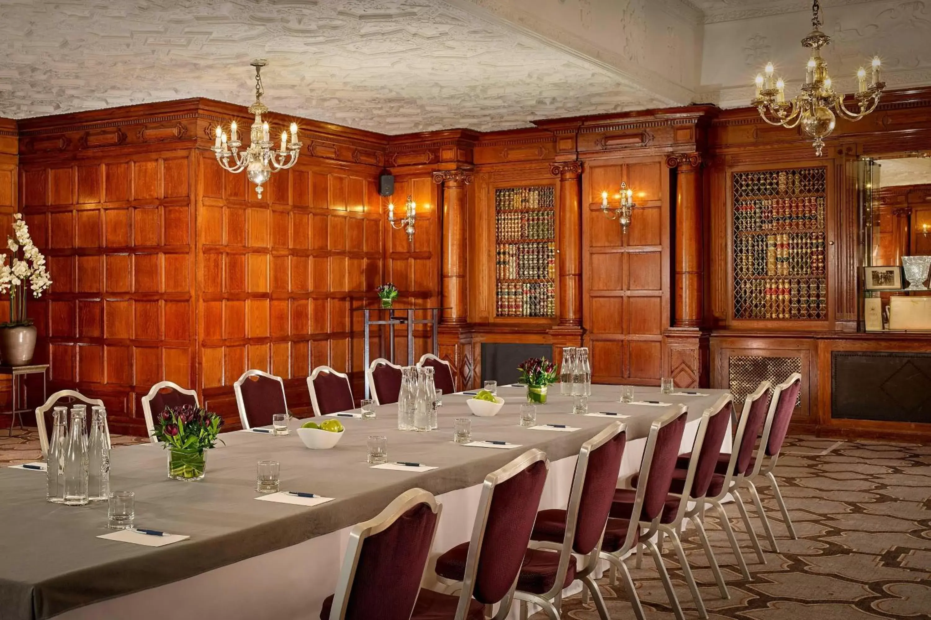 Meeting/conference room, Restaurant/Places to Eat in Sheraton Grand London Park Lane