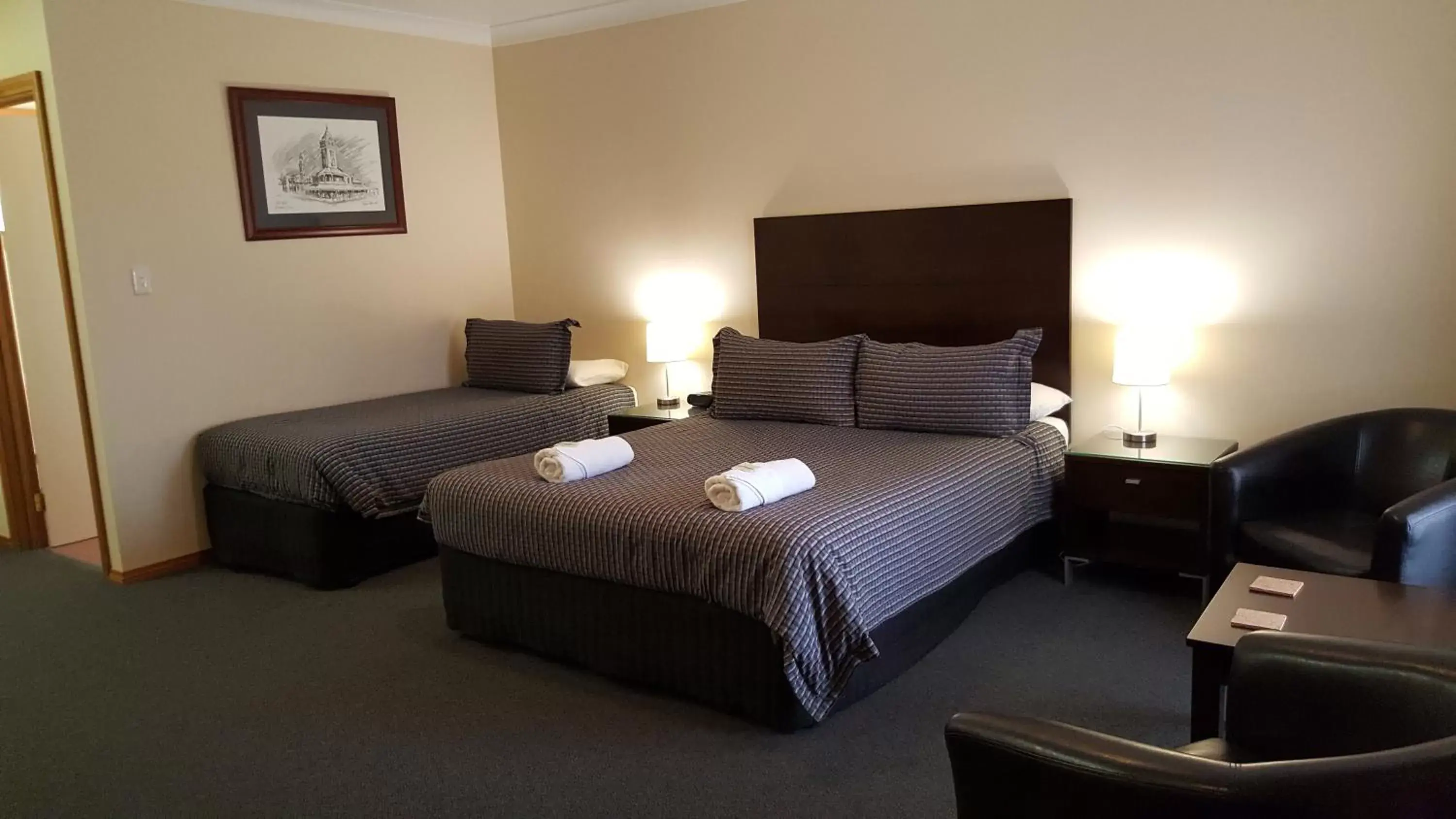 Bedroom, Bed in Gateway Motor Inn - Self Check-In
