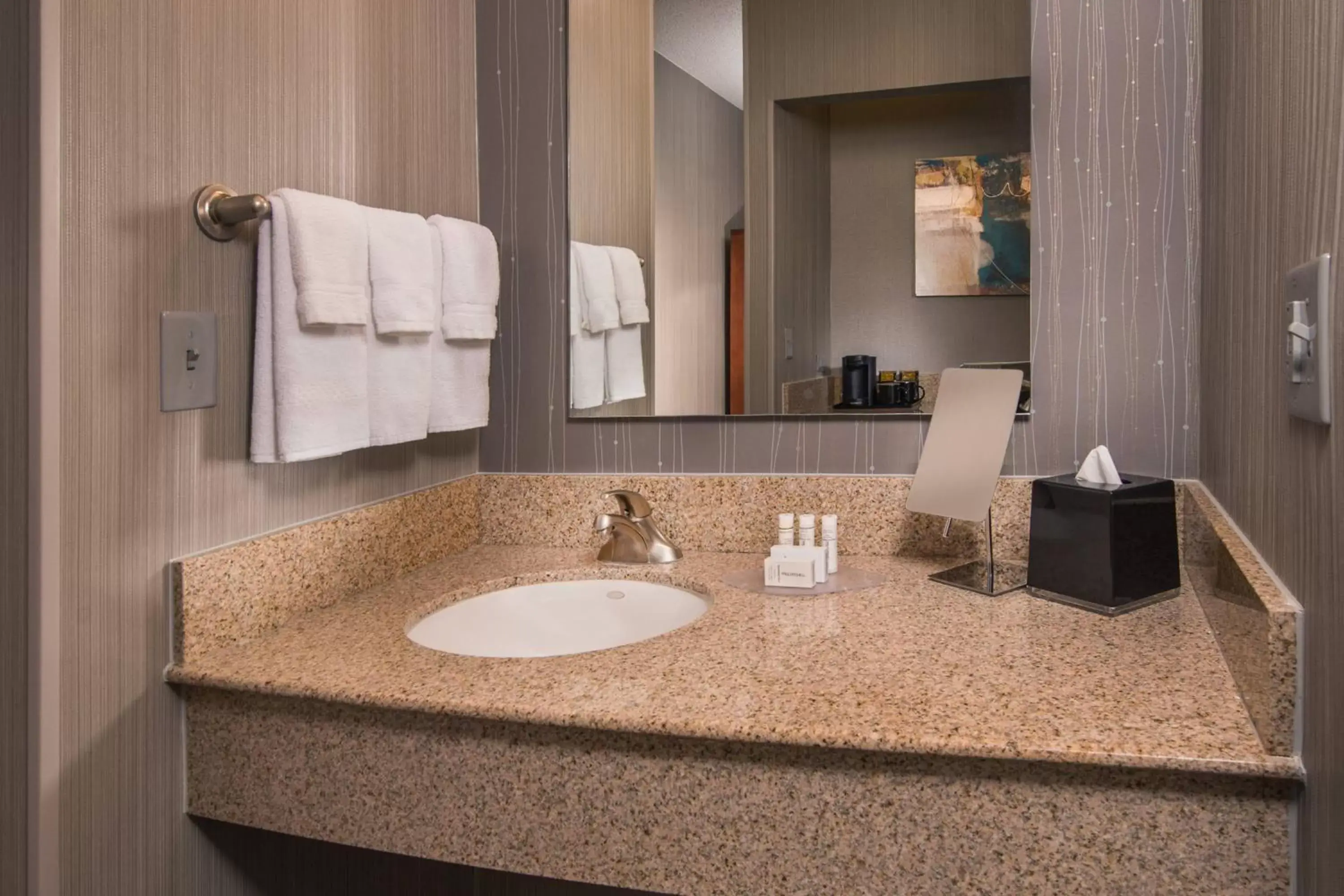 Bathroom in Courtyard by Marriott Dulles Airport Chantilly