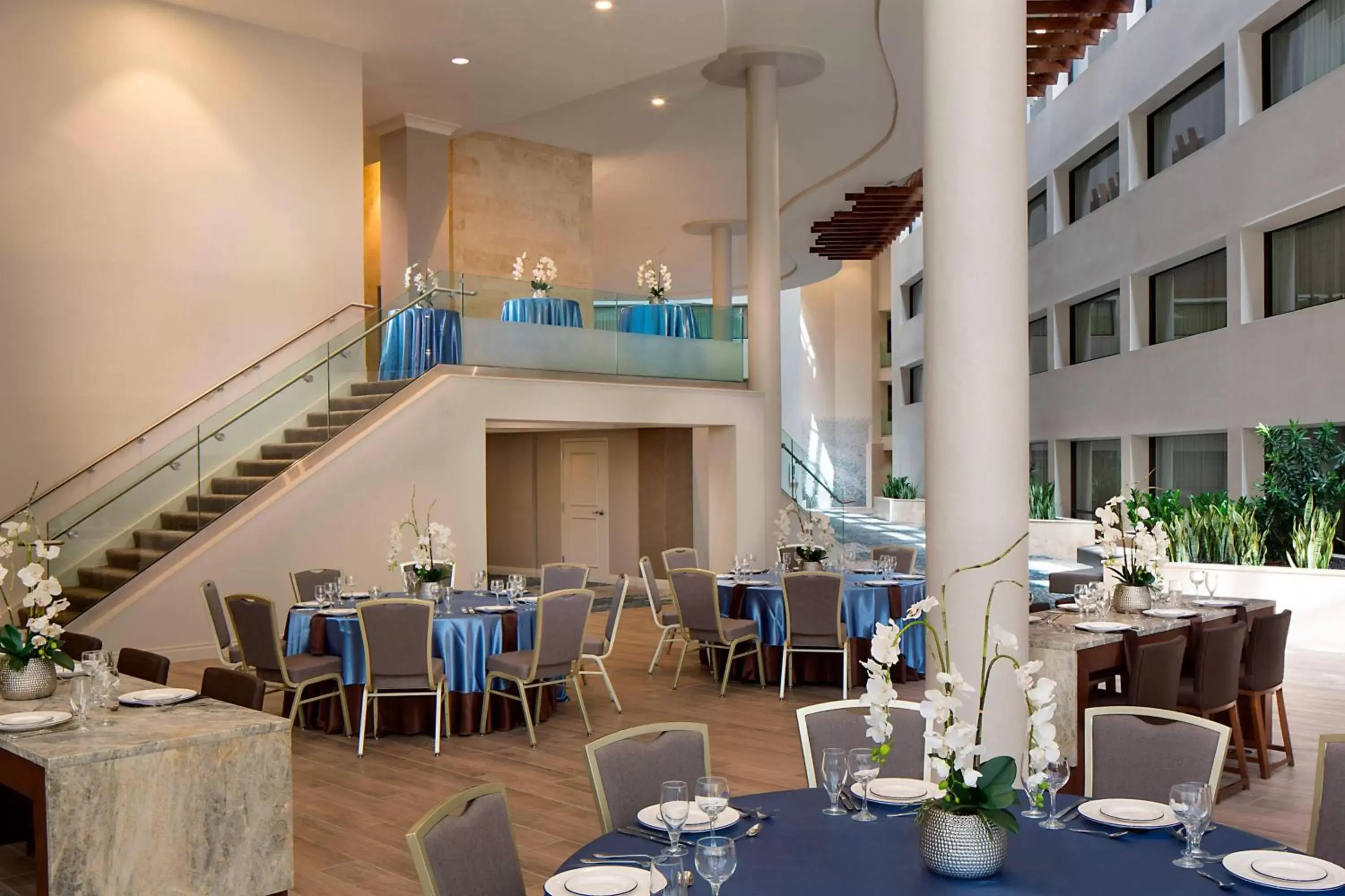 Meeting/conference room, Restaurant/Places to Eat in San Antonio Marriott Northwest