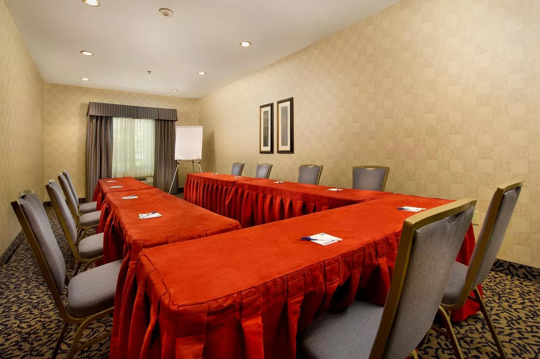 Meeting/conference room in Holiday Inn Express & Suites San Antonio West Sea World Area, an IHG Hotel