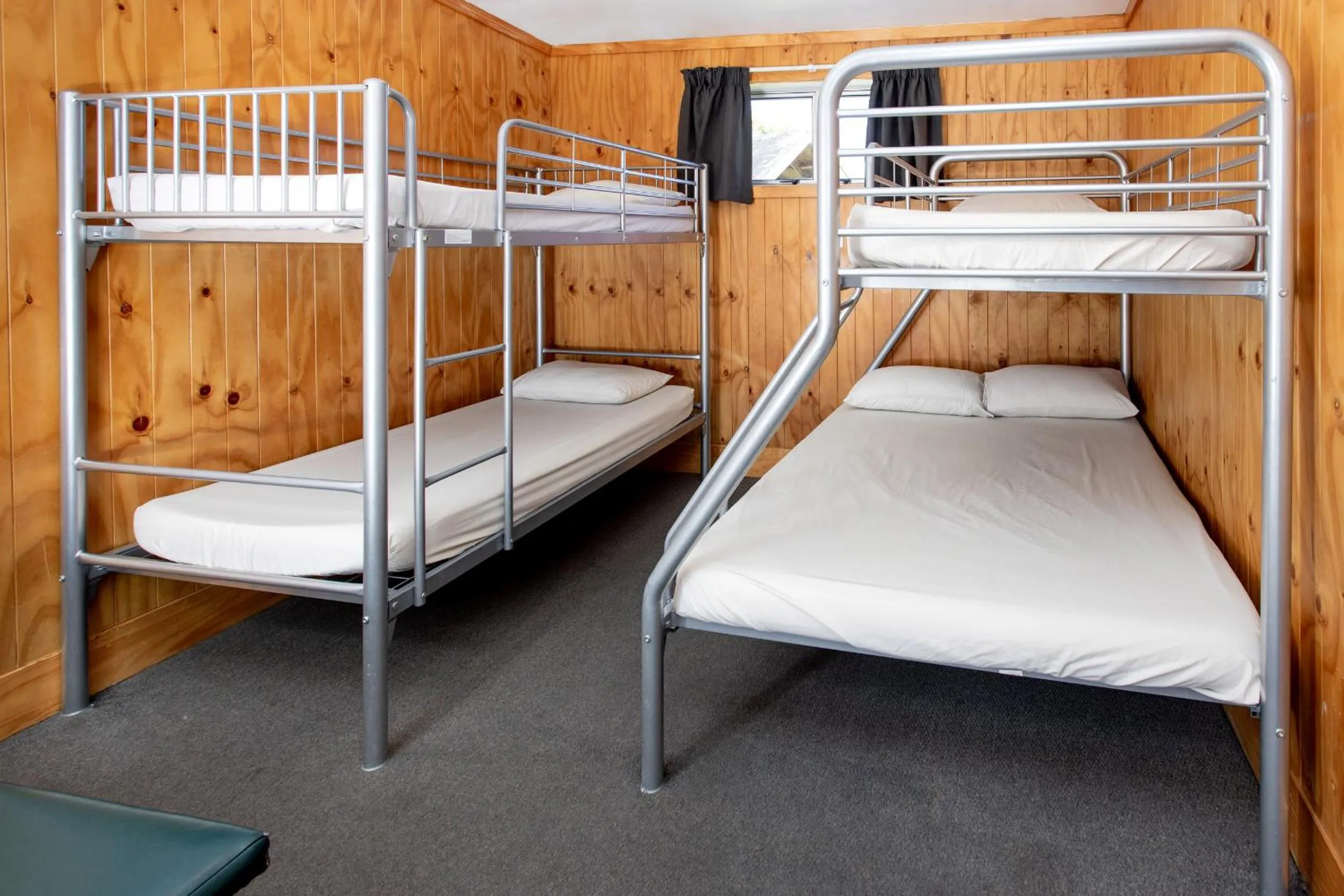 bunk bed, Bed in Wellington TOP 10 Holiday Park