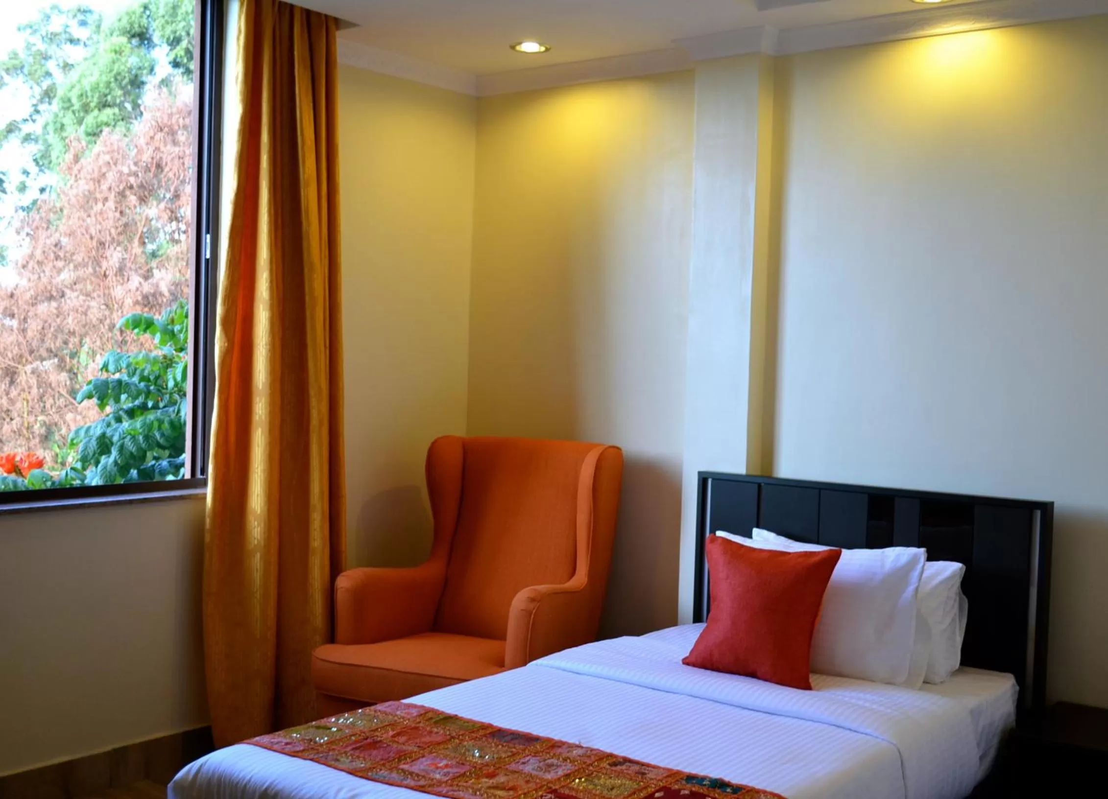 Photo of the whole room, Bed in Gigiri Express Hotel