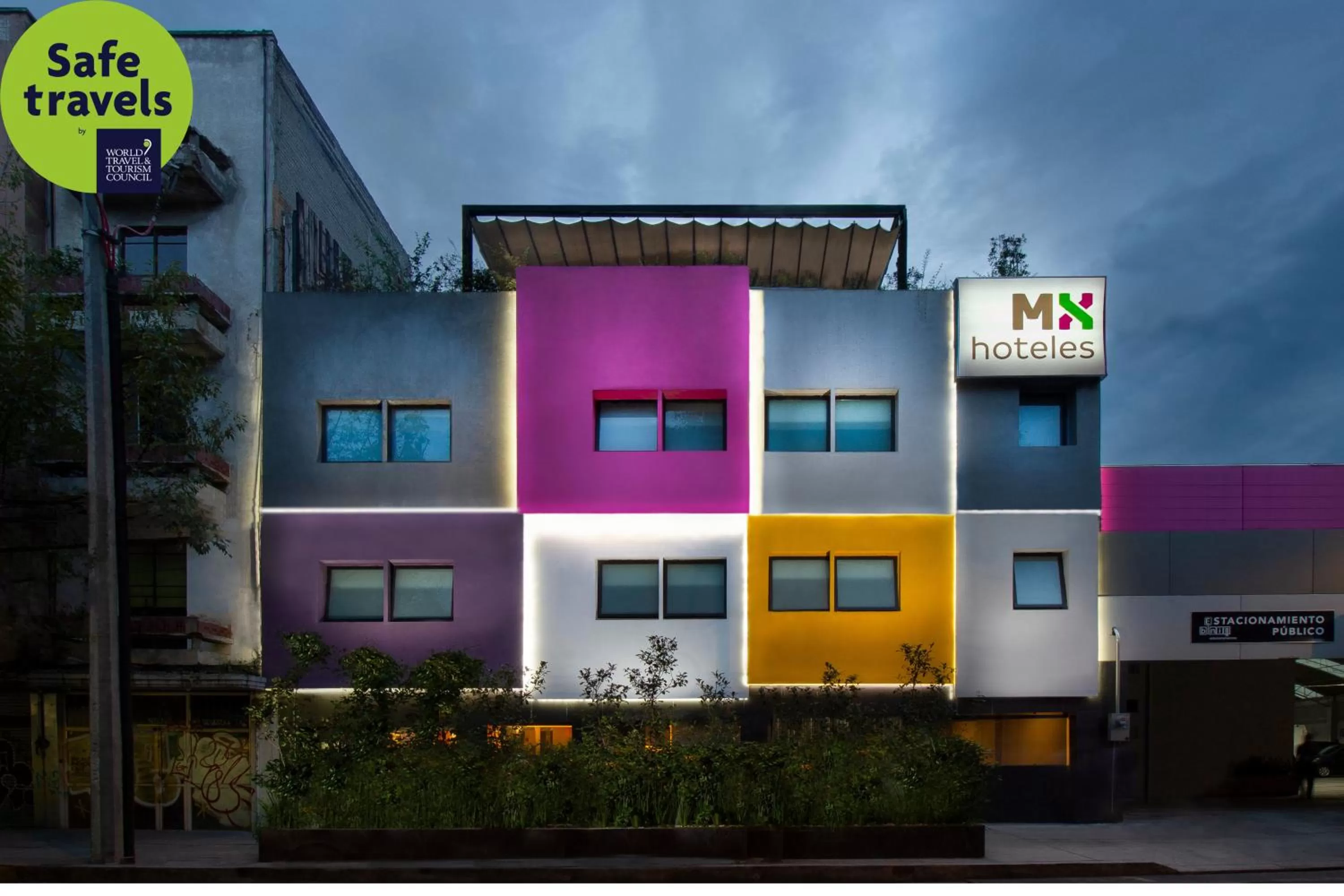 Facade/entrance in Hotel MX mas roma CDMX, Trademark Collection by Wyndham