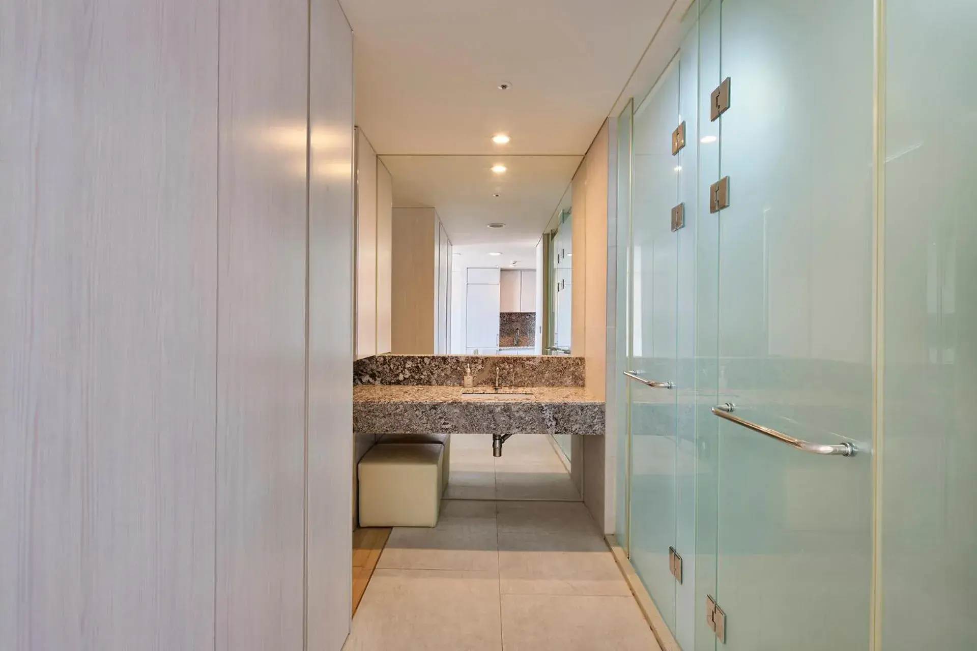 Shower, Bathroom in The Island Blue Hotel