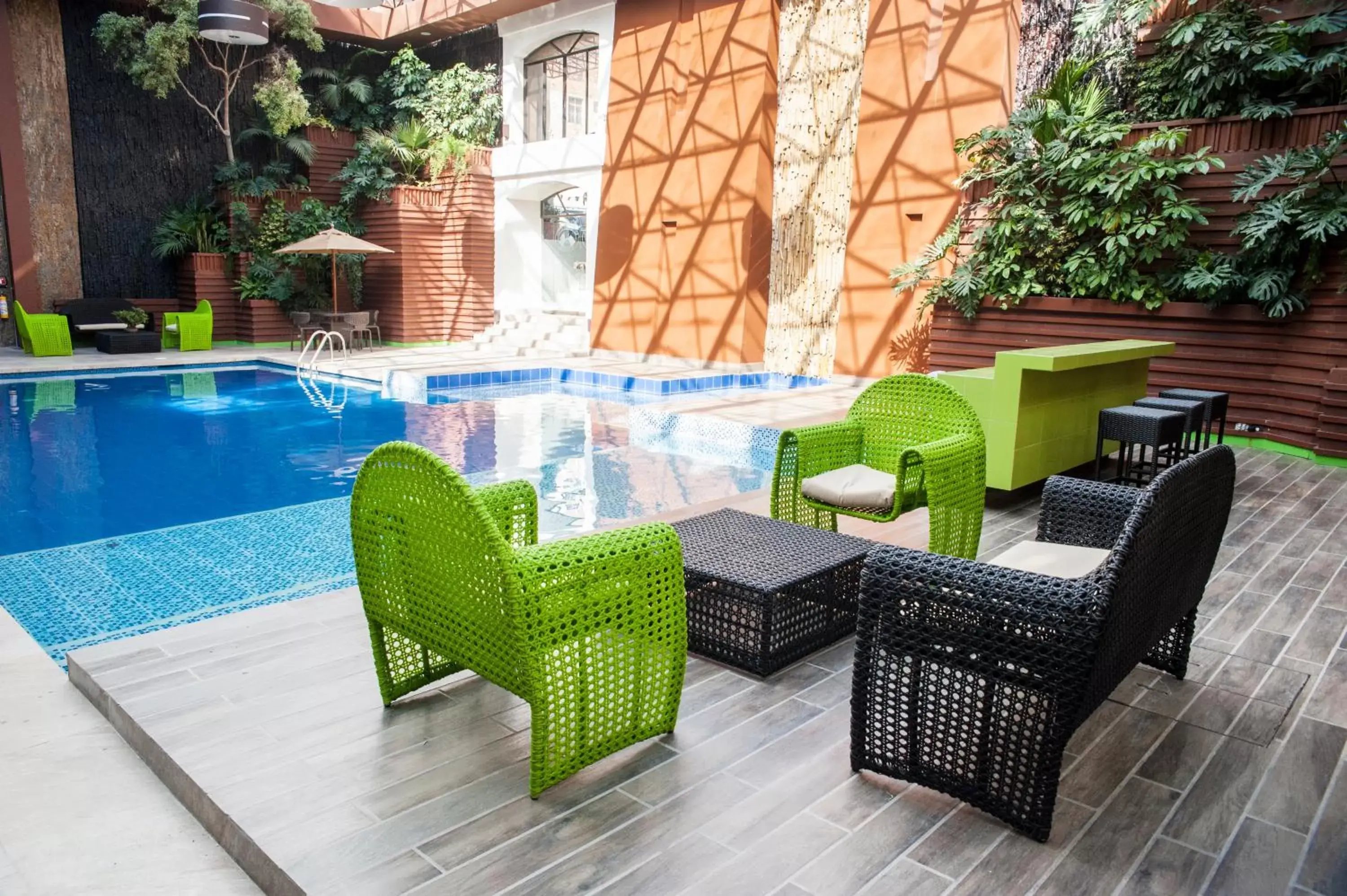 Swimming pool, Patio/Outdoor Area in Hotel Grand Park