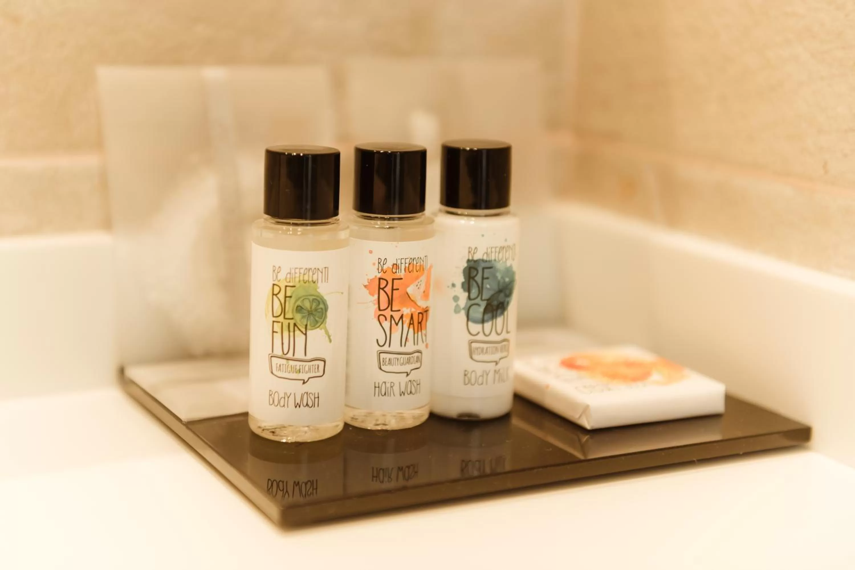 Shower in Arya Stadium Hotel