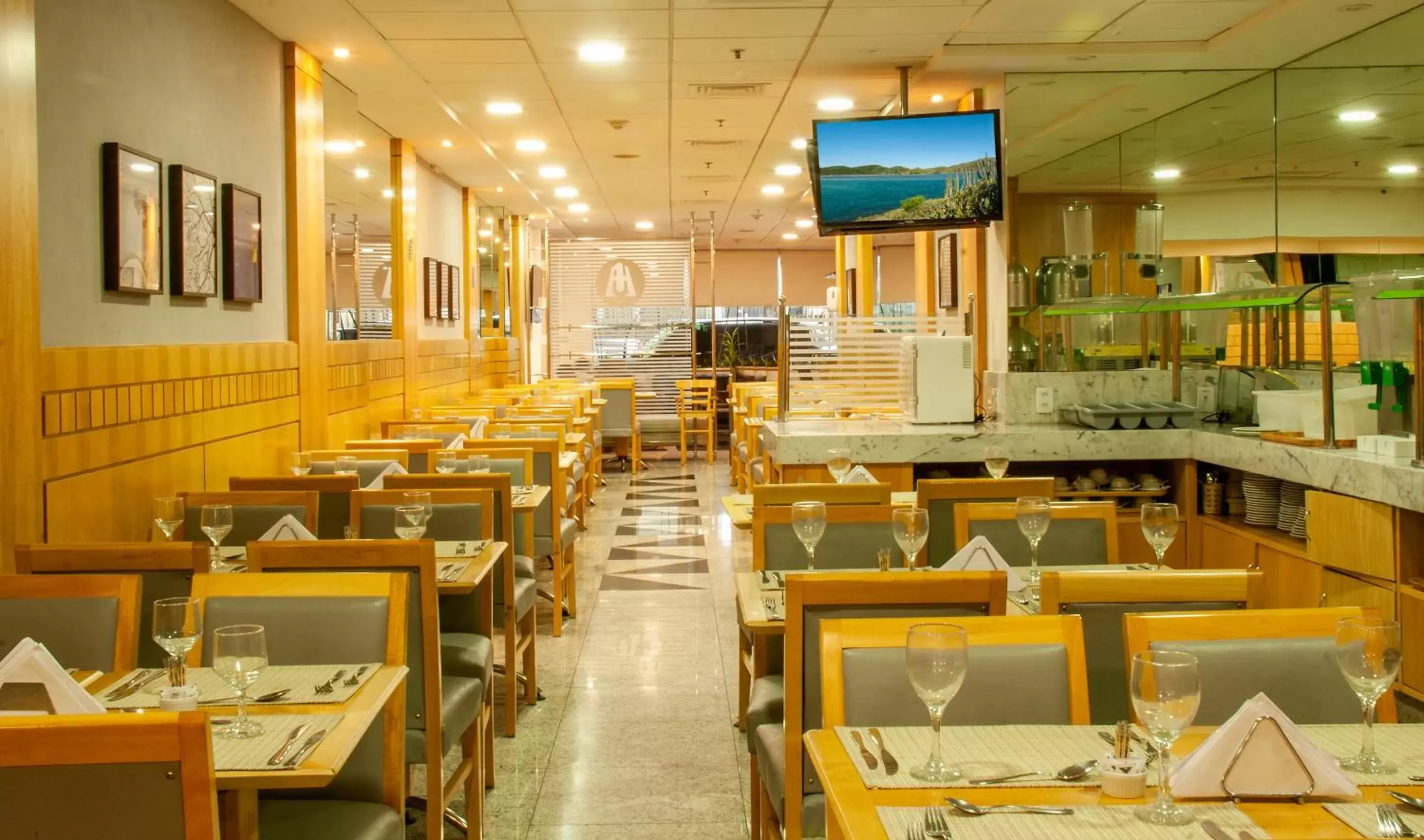 Restaurant/Places to Eat in Hotel Astoria Copacabana