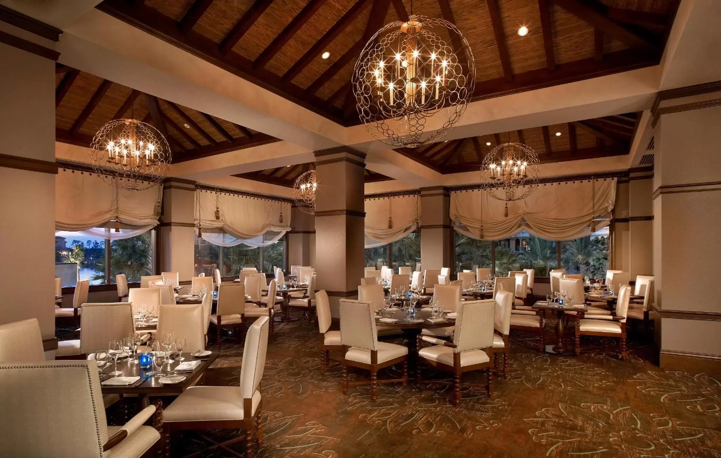 On site, Restaurant/Places to Eat in Wyndham Grand Orlando Resort Bonnet Creek