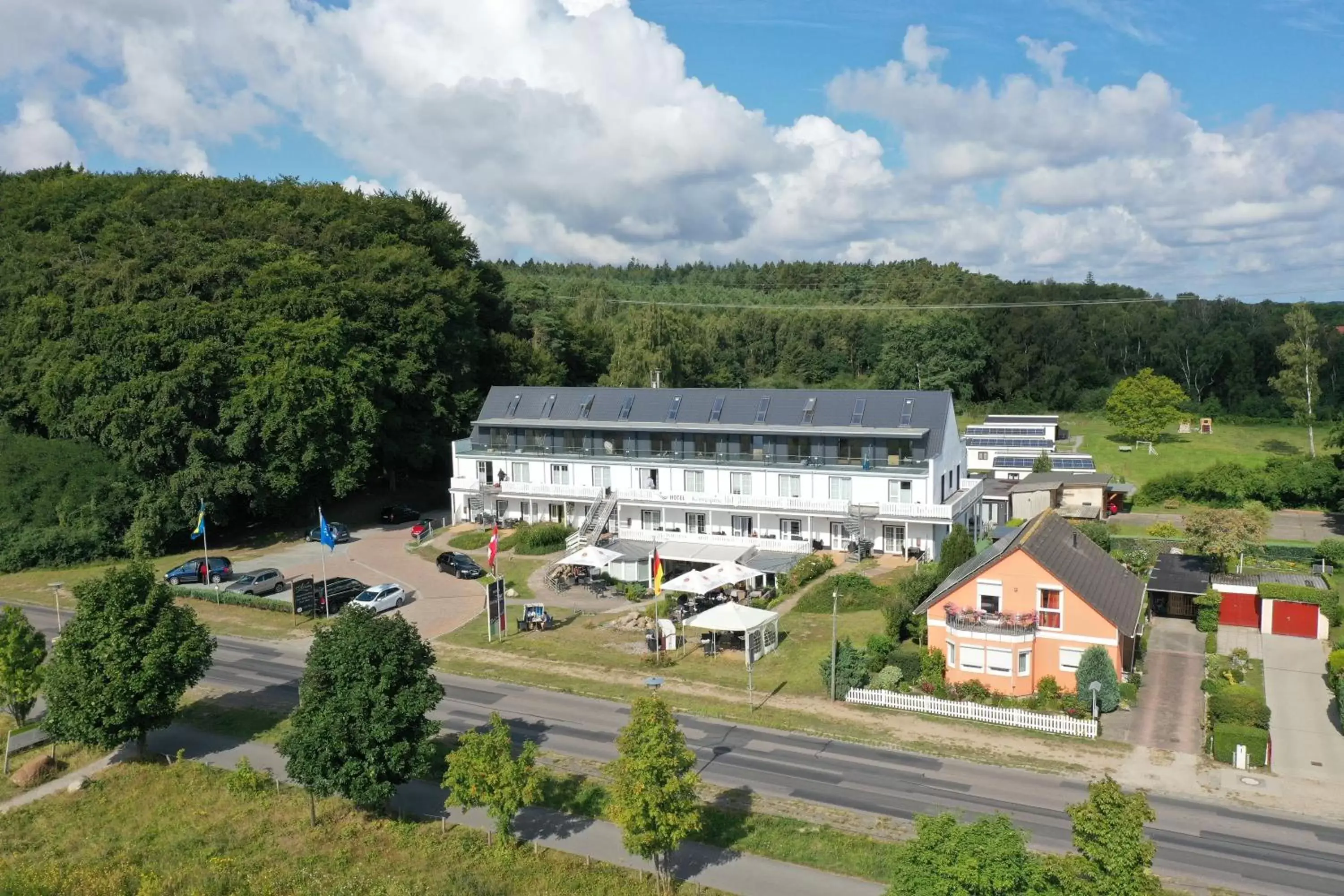 Property building, Bird's-eye View in Hotel Königslinie