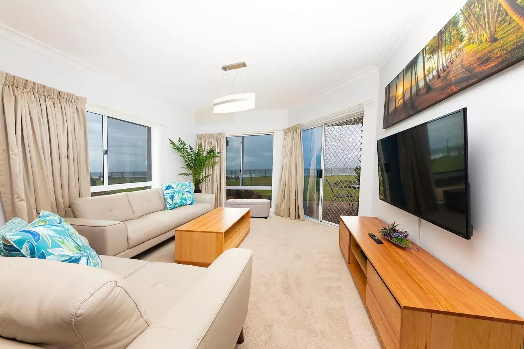 Seating Area in Meridian Beachside Apartments