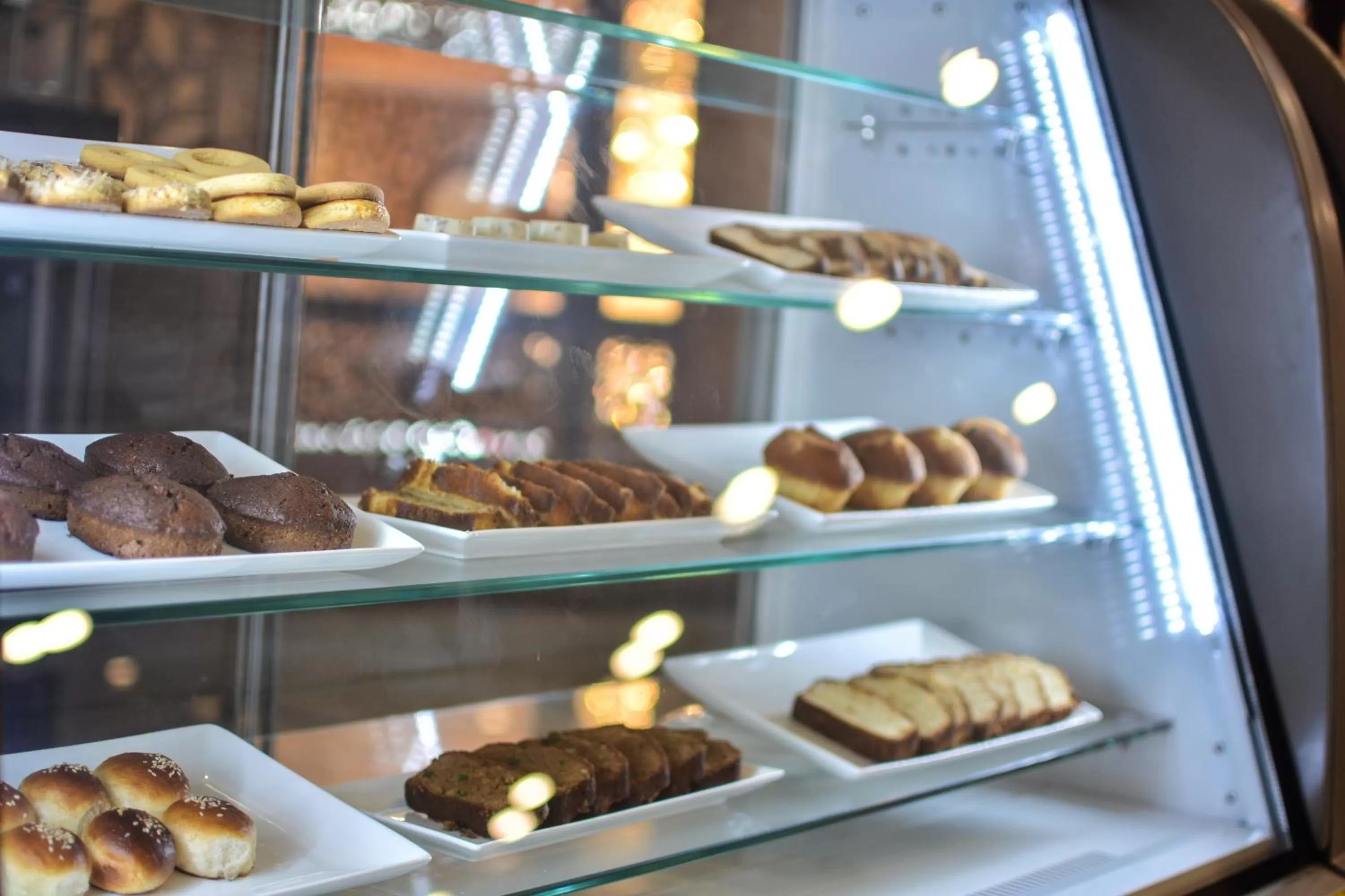 Food and drinks in Royal Hillton Pahalgam