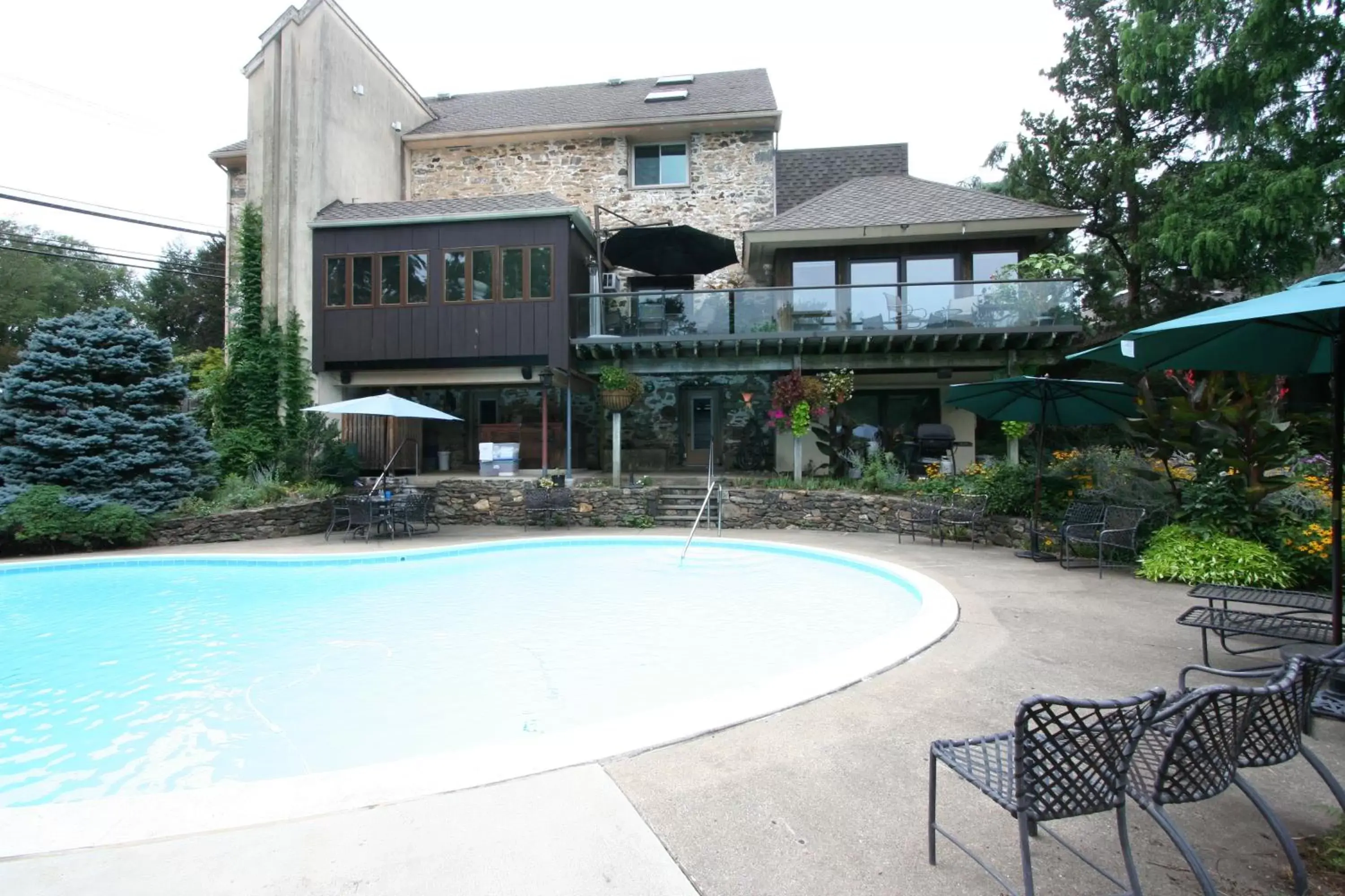 Swimming Pool in Alpenhof Bed & Breakfast