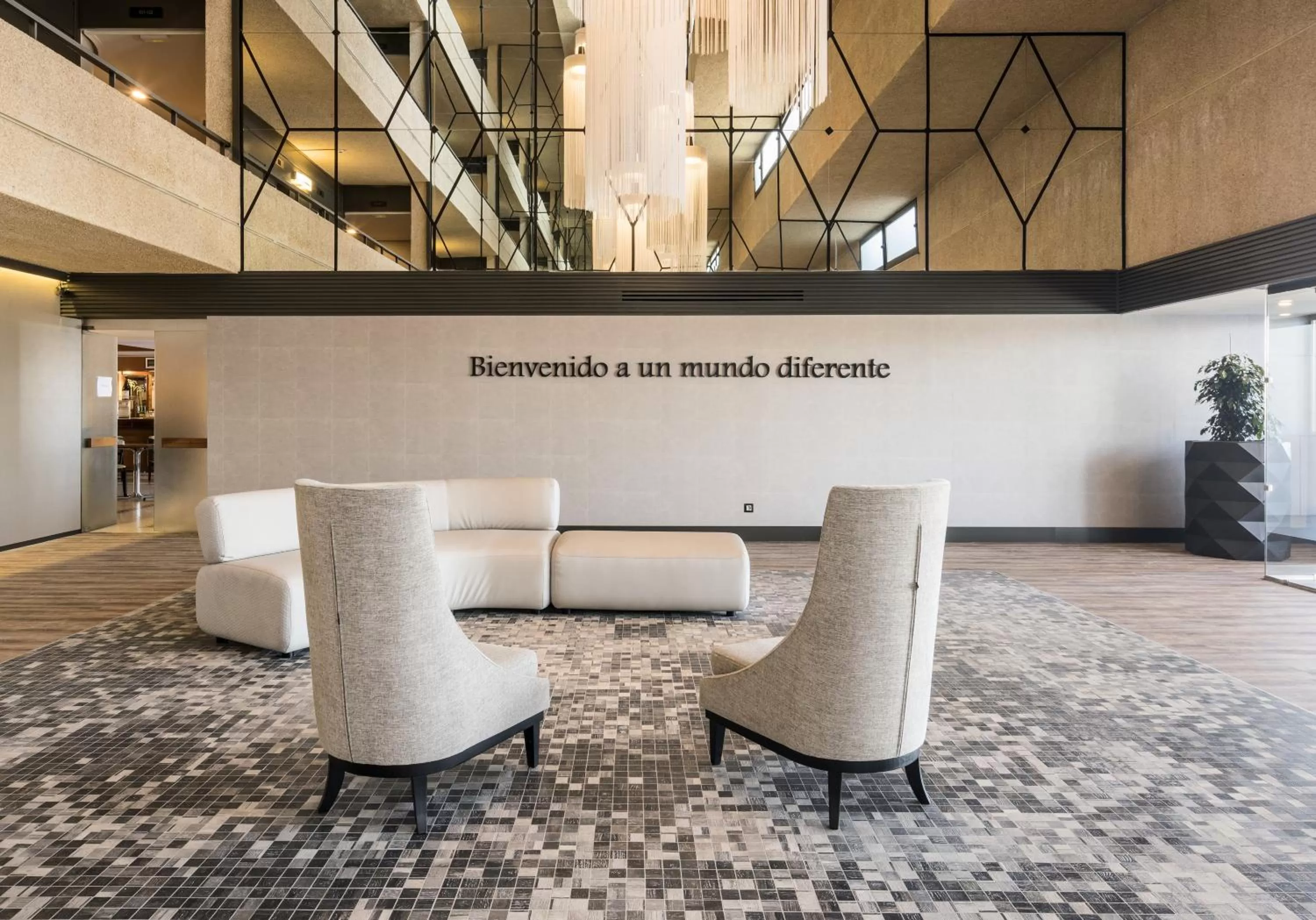 Lobby or reception in Hotel Ilunion Las Lomas