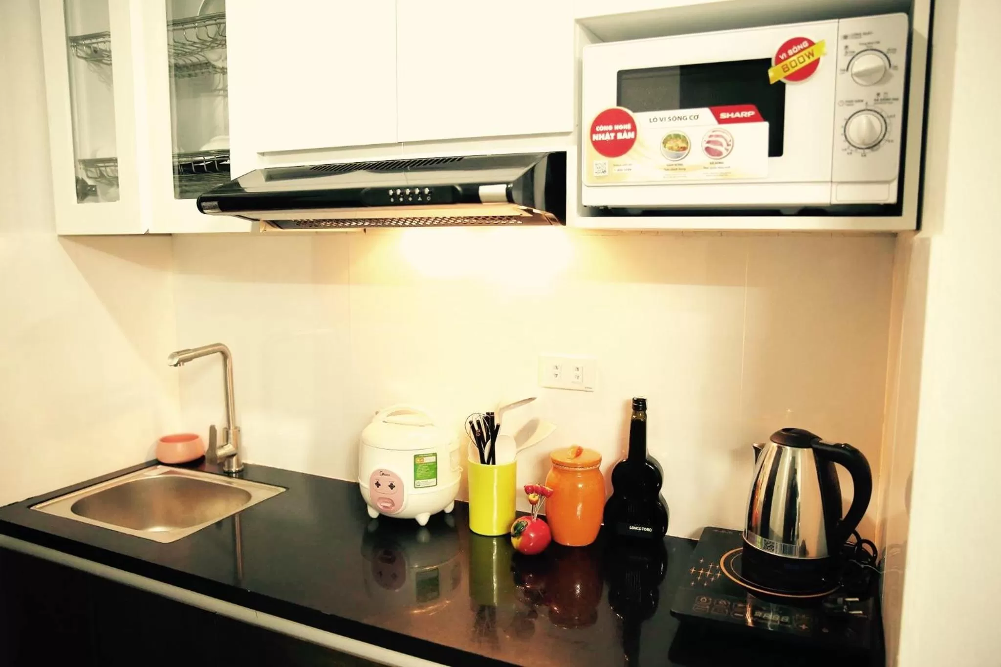 V House 6 Serviced Apartment