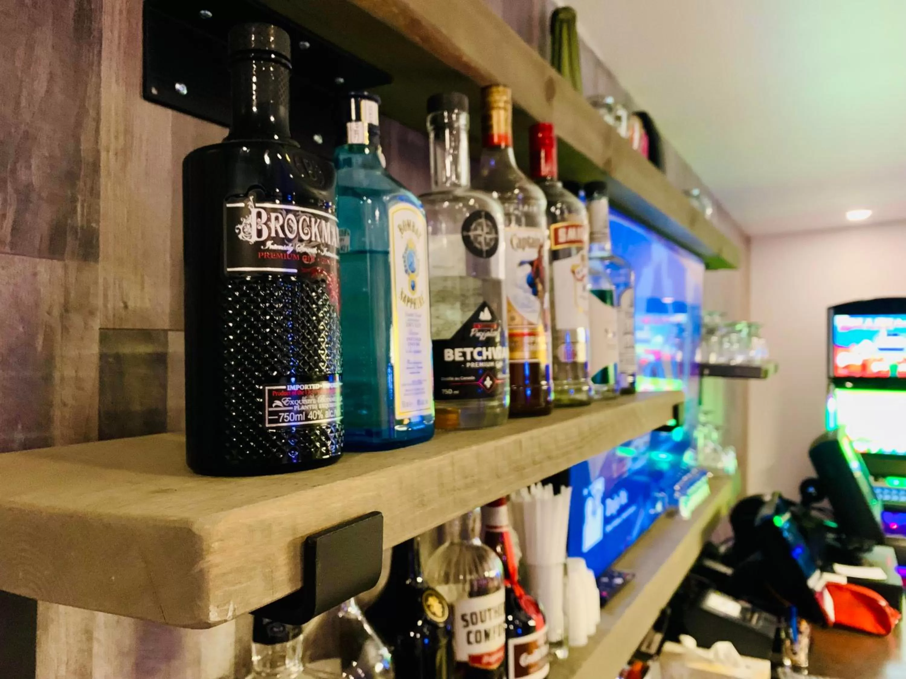 Lounge or bar in Hôtel Sept-Îles