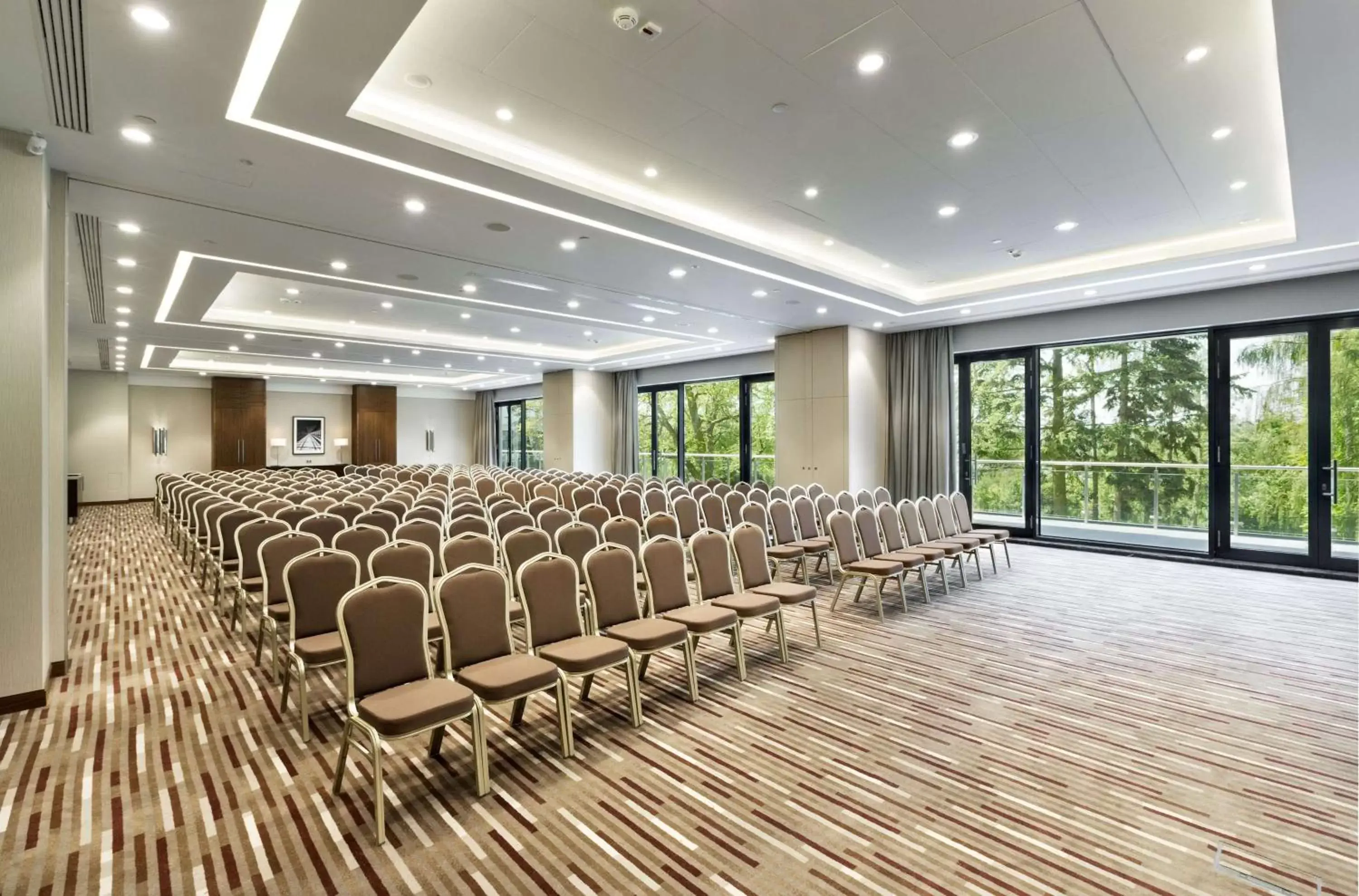 Meeting/conference room in DoubleTree by Hilton Hotel & Conference Centre Warsaw