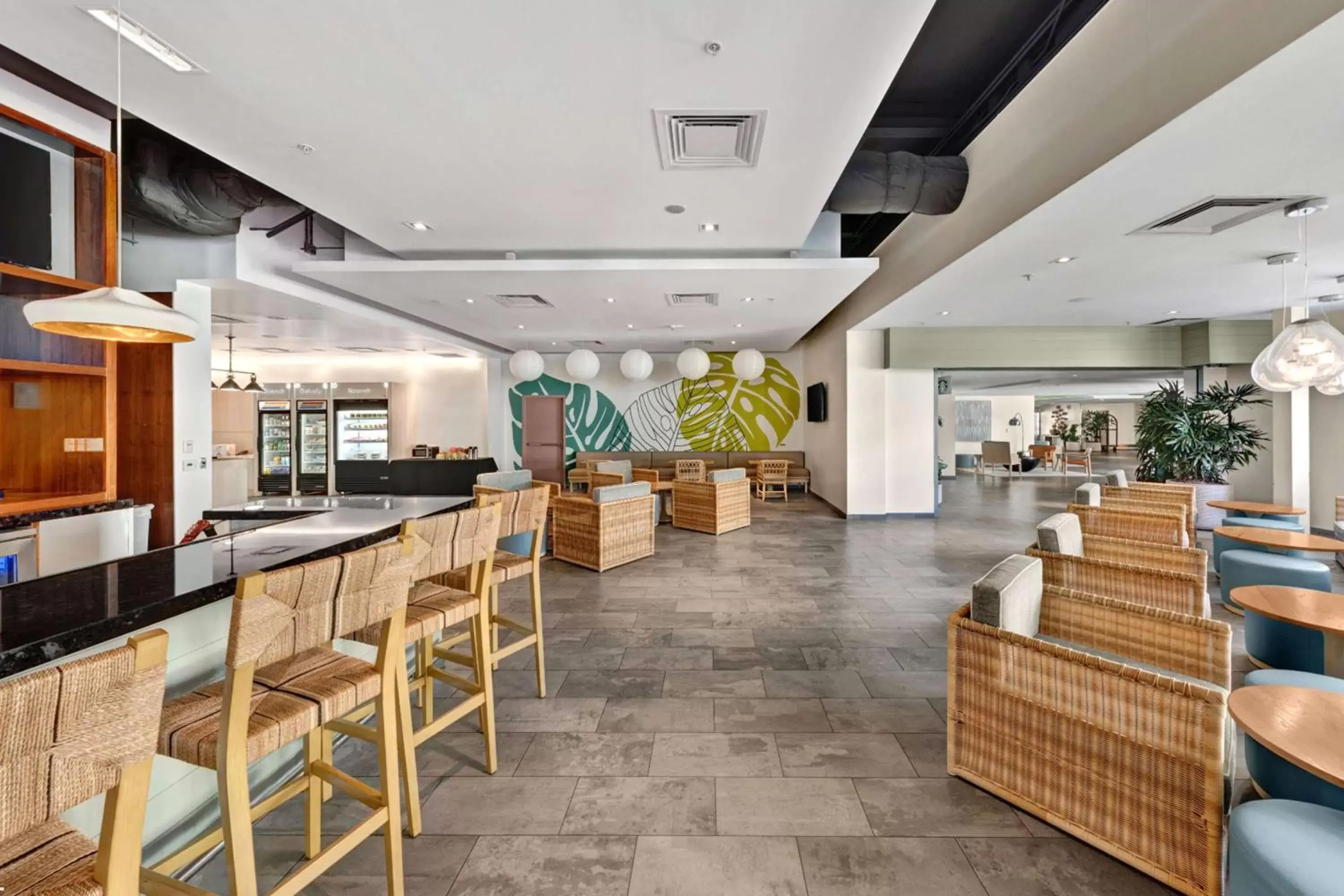 Dining area, Lobby/Reception in Hotel MDR Marina del Rey- a DoubleTree by Hilton