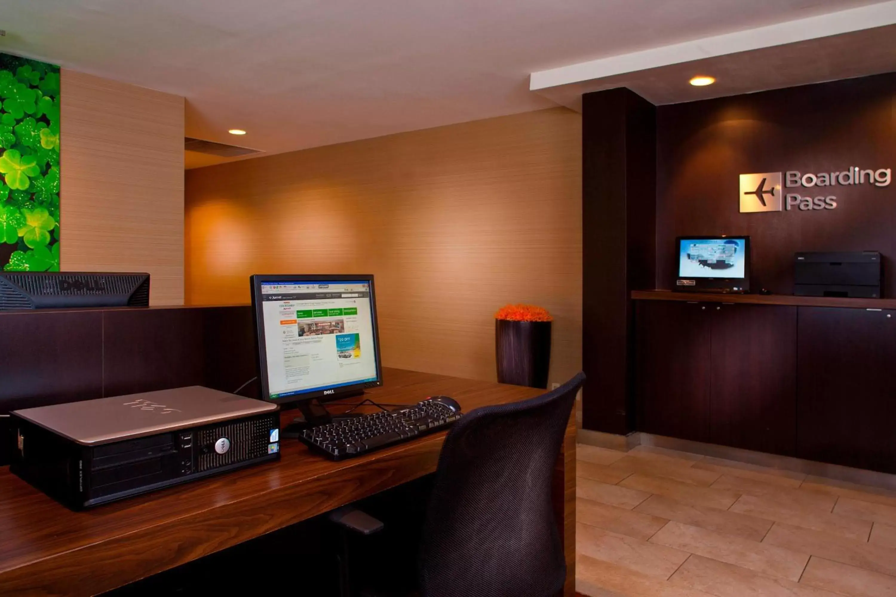 Business facilities, TV/Entertainment Center in Courtyard by Marriott Baton Rouge Acadian Centre/LSU Area