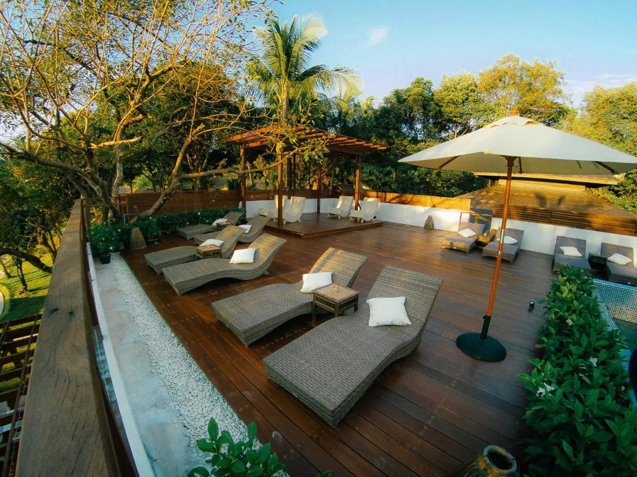 Lounge or bar in The Beach Natural Resort Koh Kood Lounge or bar in The Beach Natural Resort Koh Kood