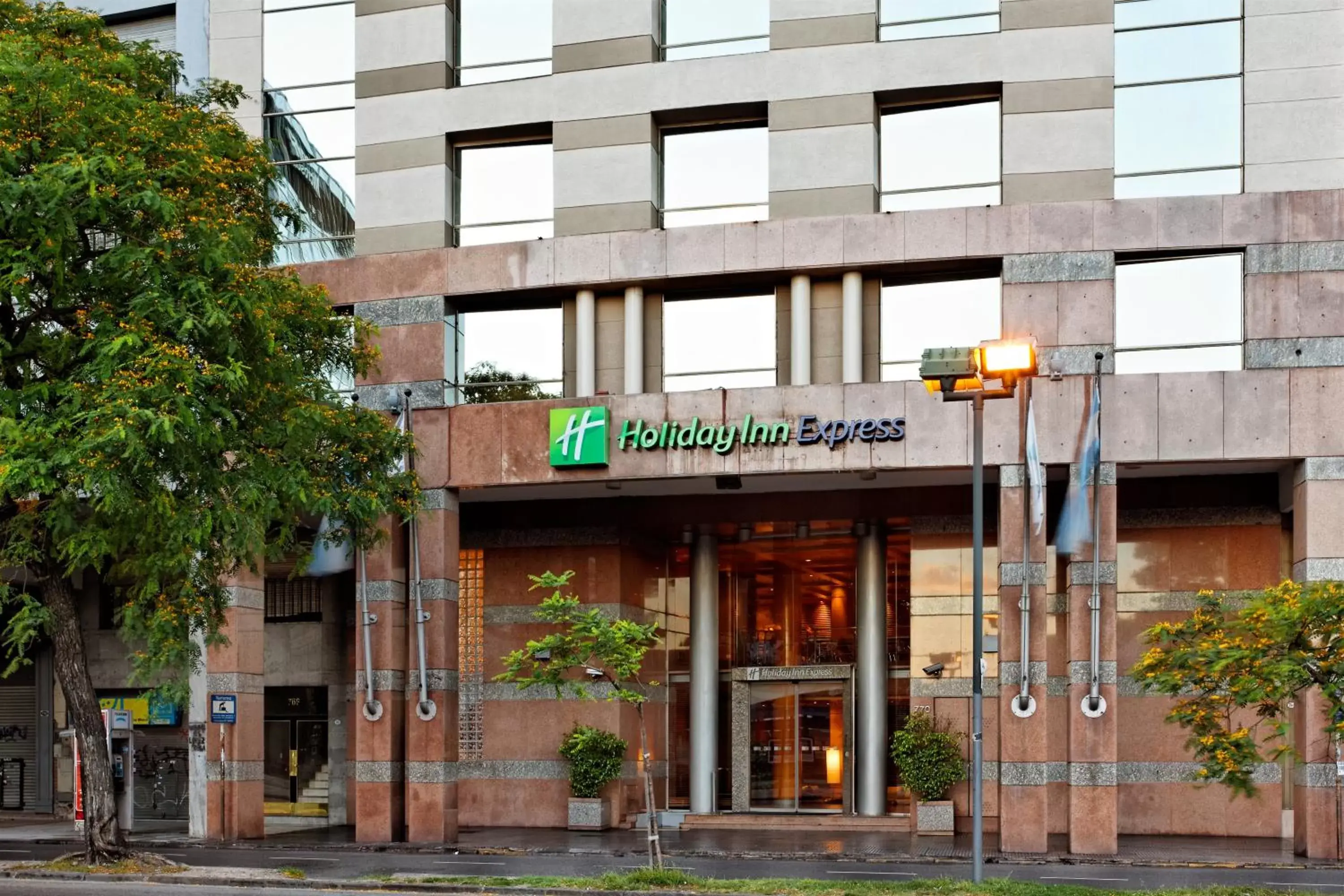 Property building in Holiday Inn Express Puerto Madero, an IHG Hotel