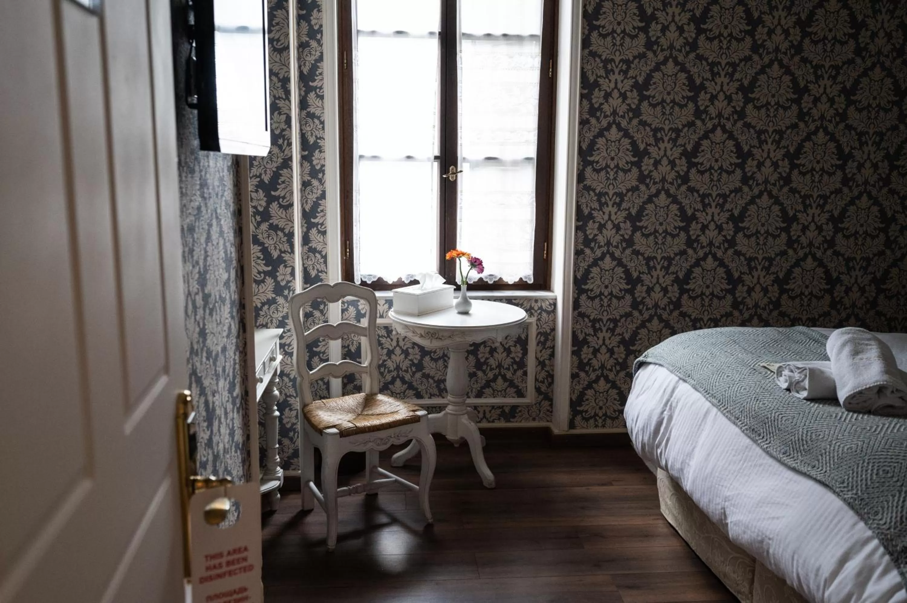 hair dresser, Bed in Boutique Hotel Anagennisis