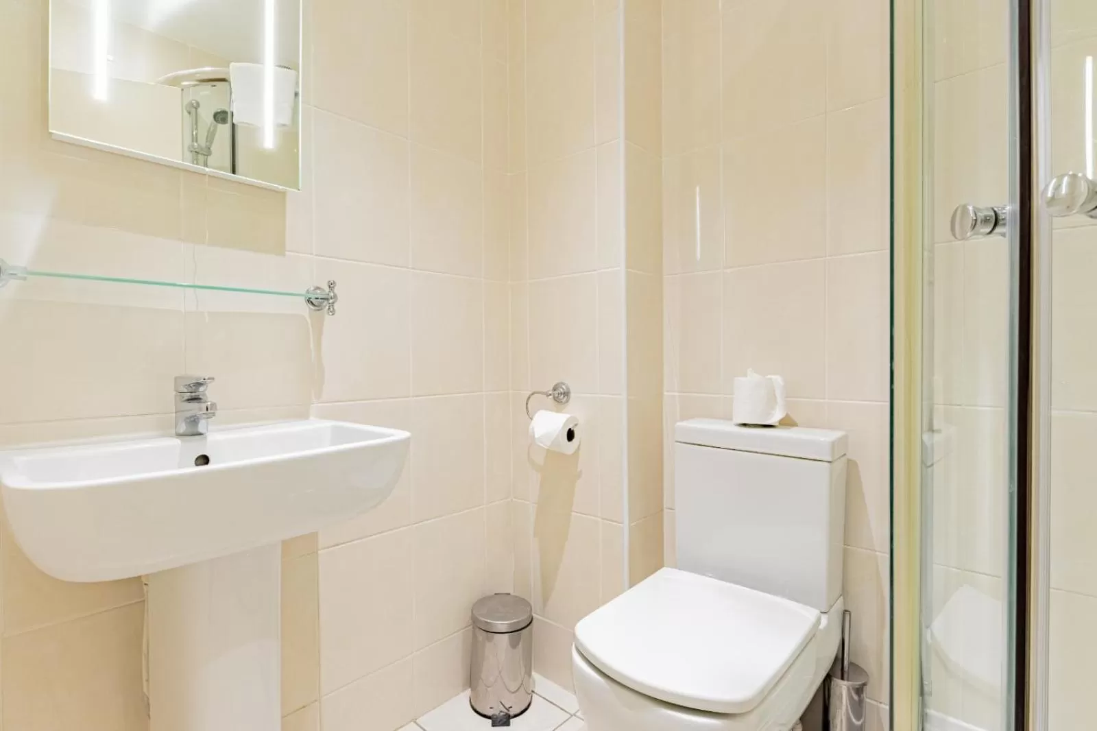 Bathroom in Brooklands Lodge