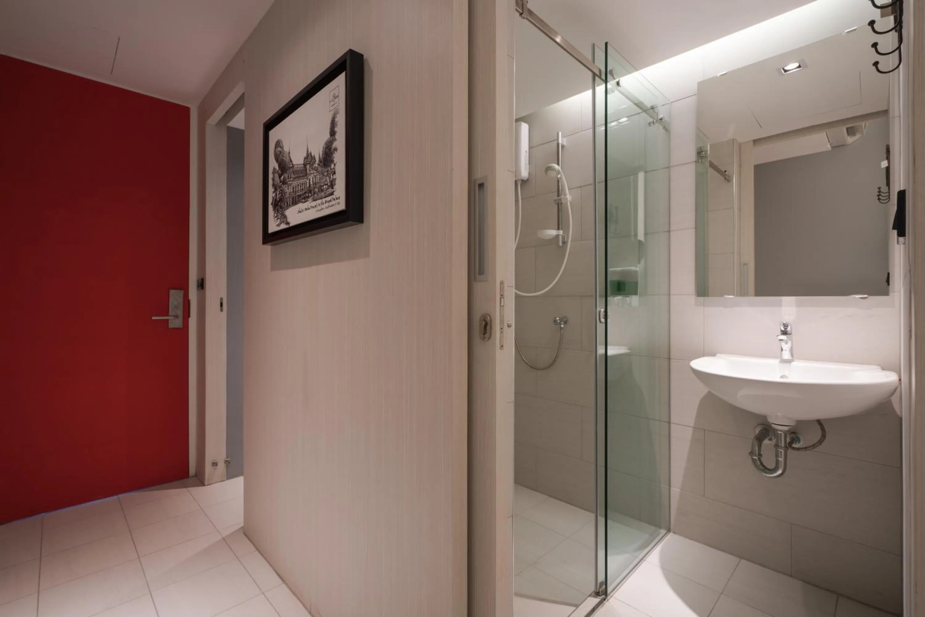 Bathroom in Sleep Box Hotel Sukhumvit 22