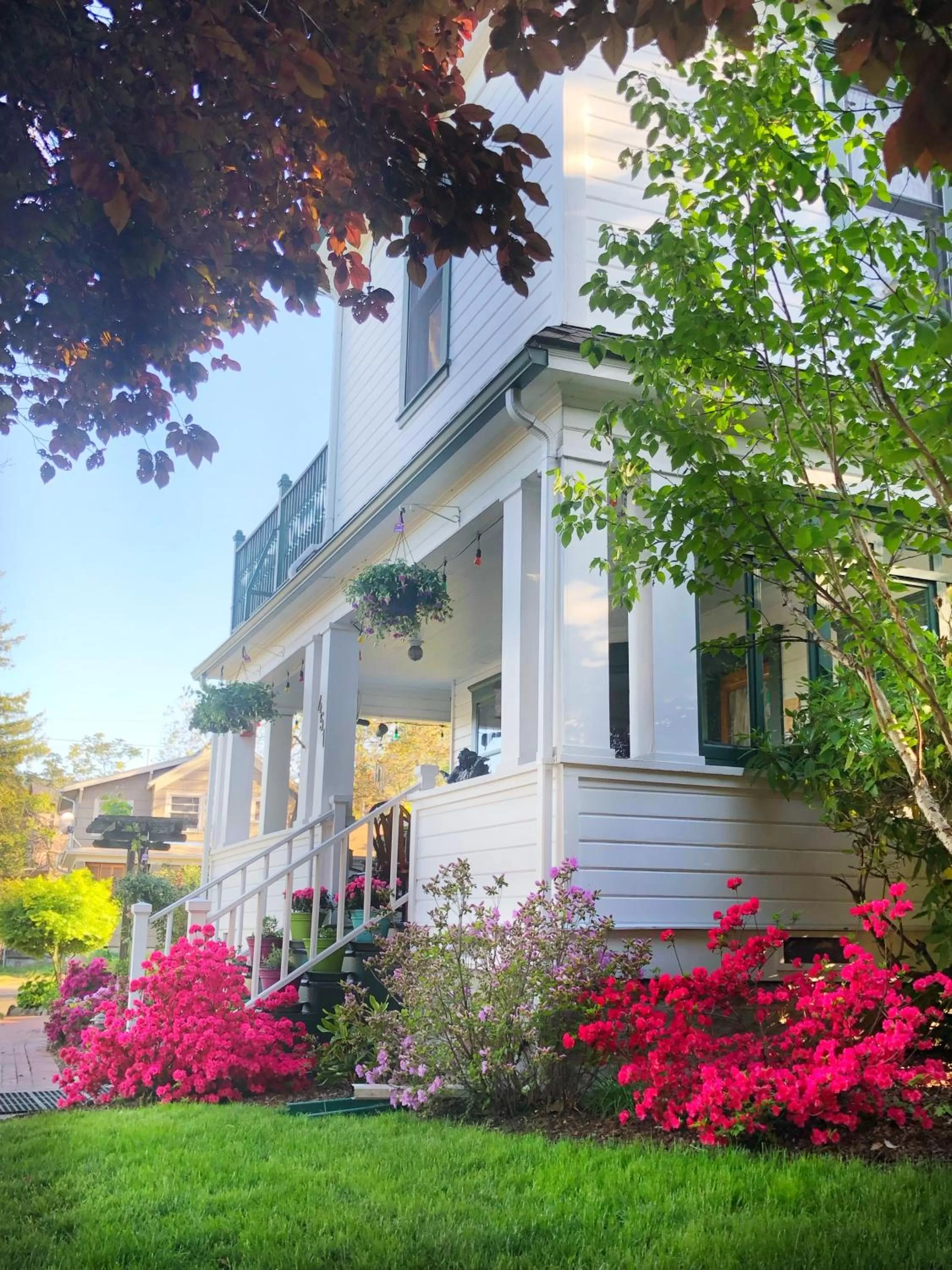 Property building in Abigail's Bed and Breakfast Inn