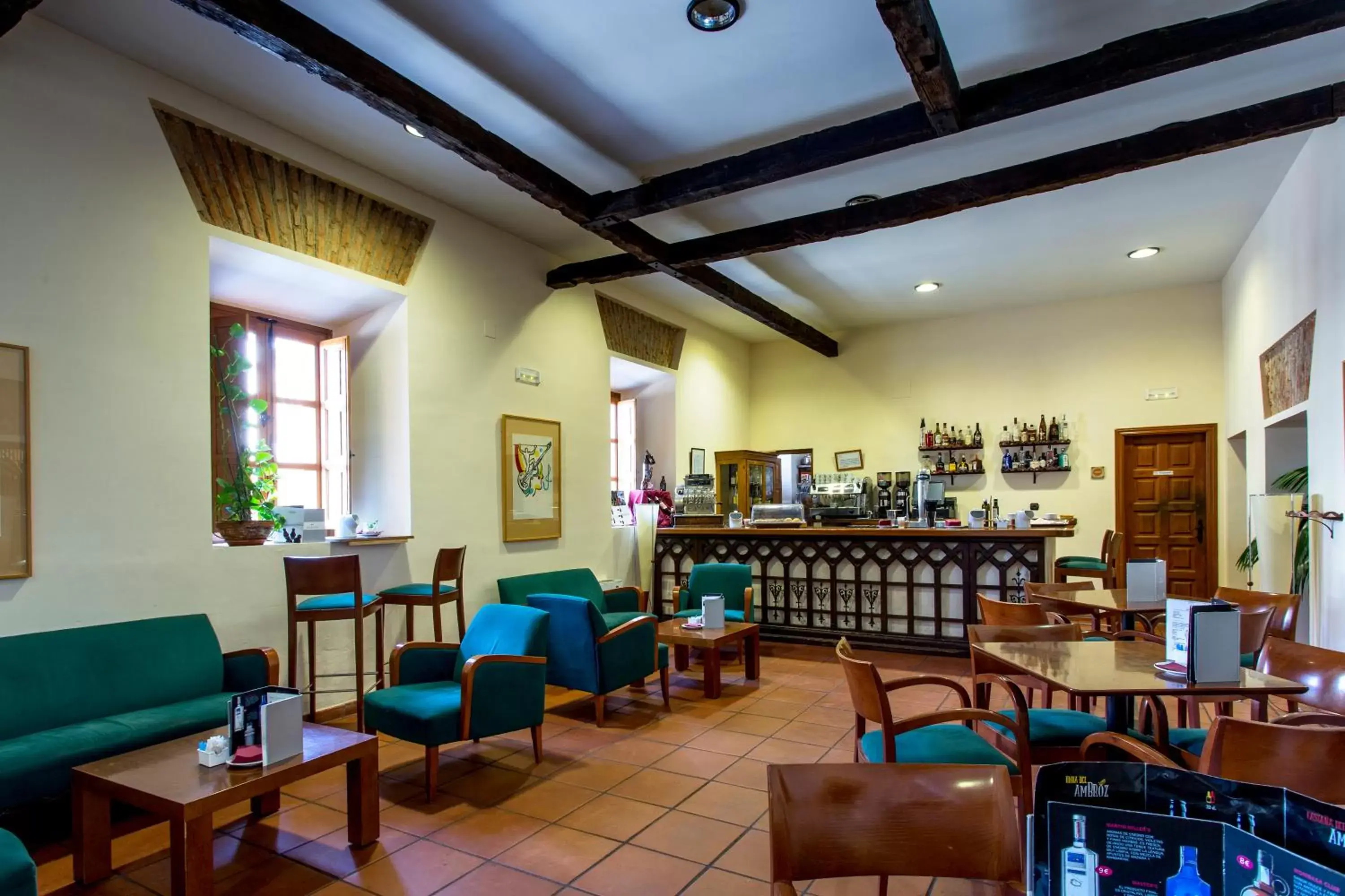 Lounge or bar, Restaurant/Places to Eat in Hospedería Valle del Ambroz
