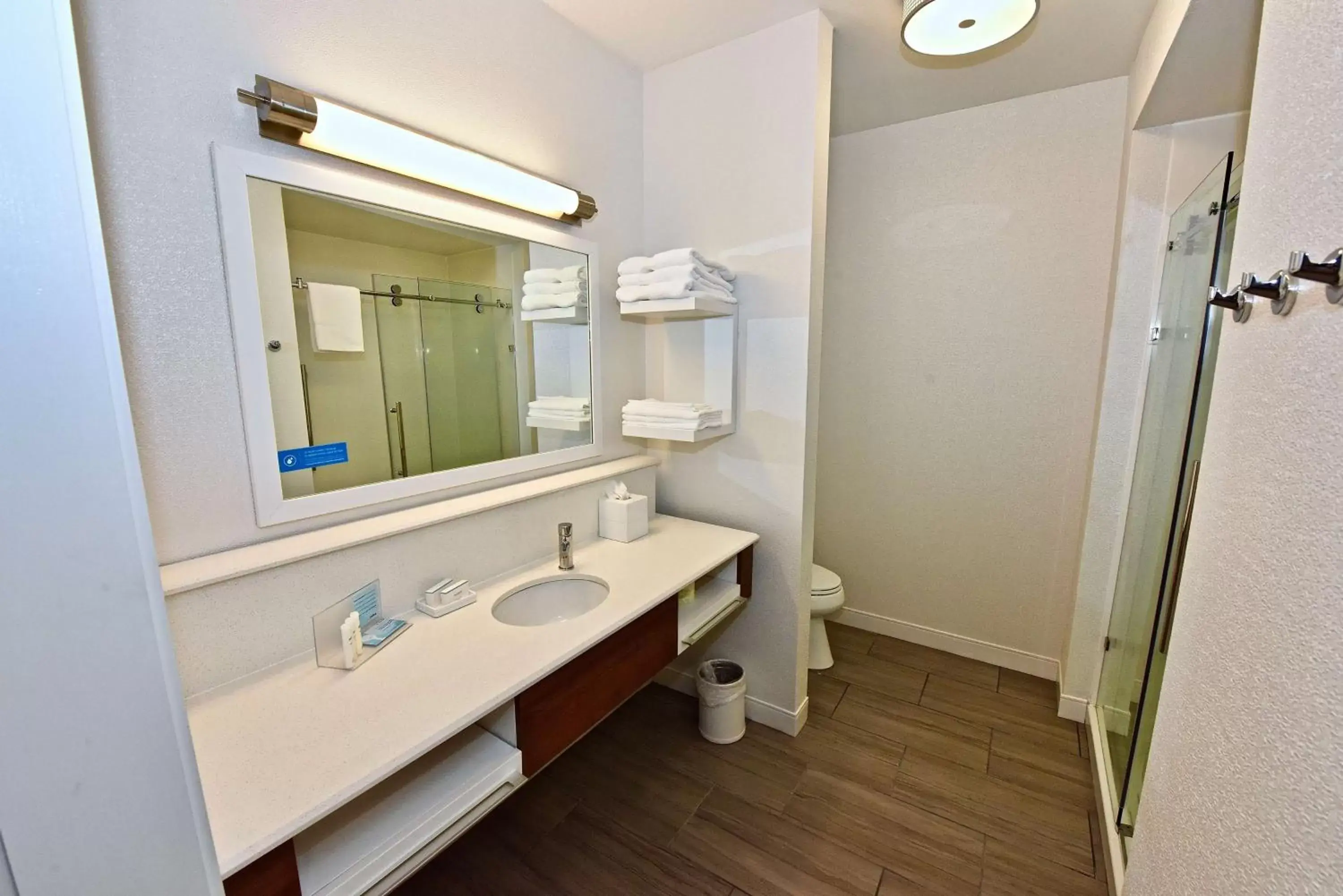 Bed, Bathroom in Hampton Inn By Hilton Kirksville MO