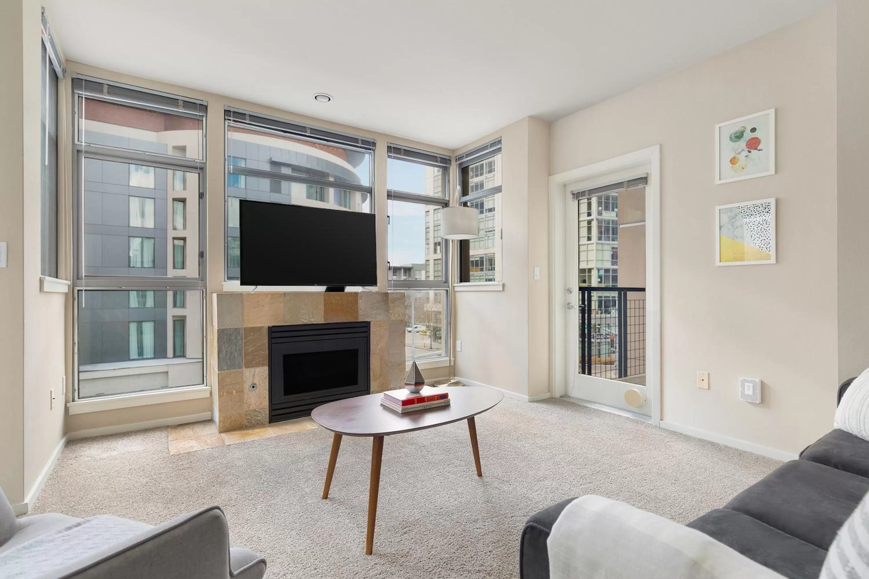 TV and multimedia in Kasa Bellevue Seattle