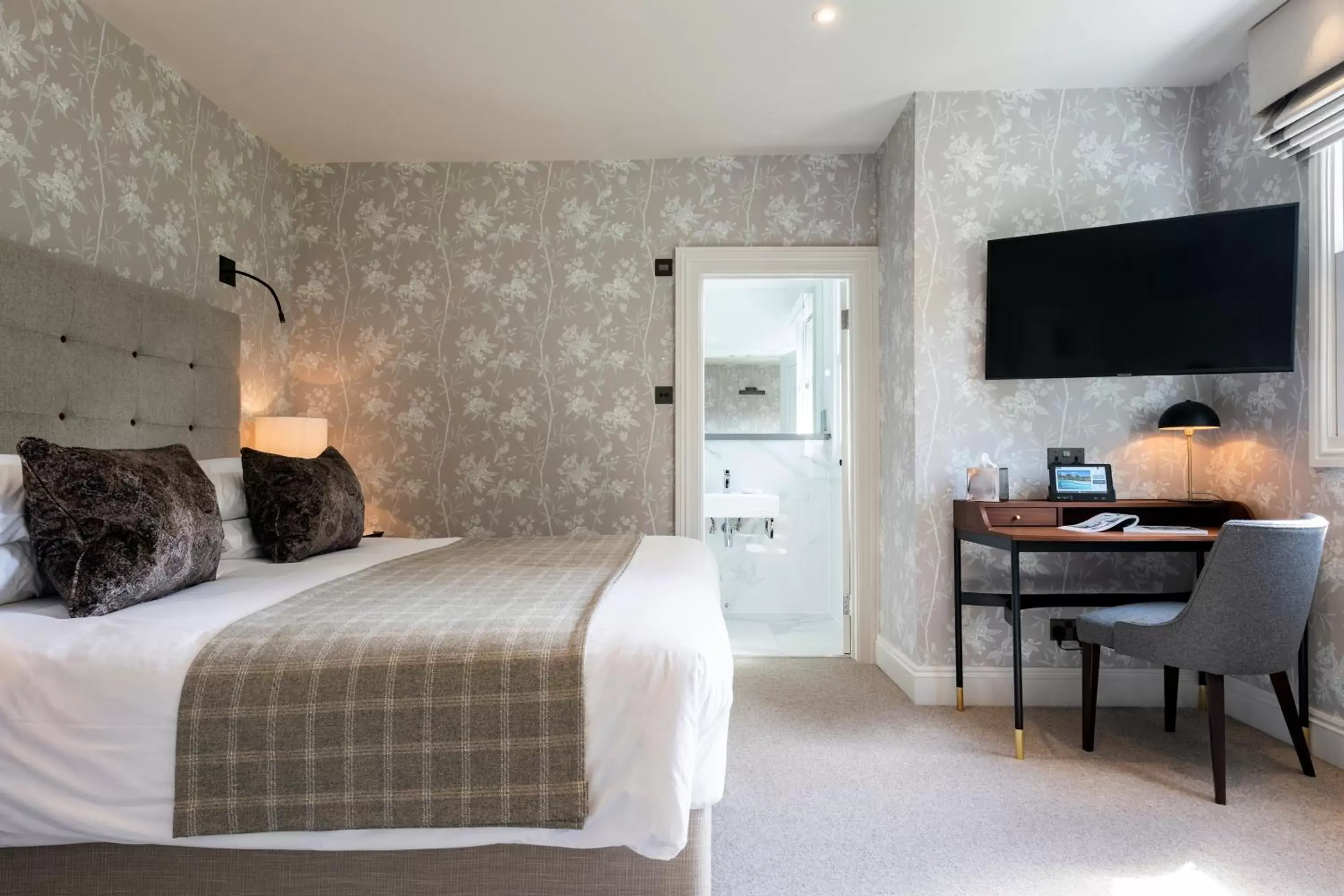 Bed in Carbis Bay and Spa Hotel