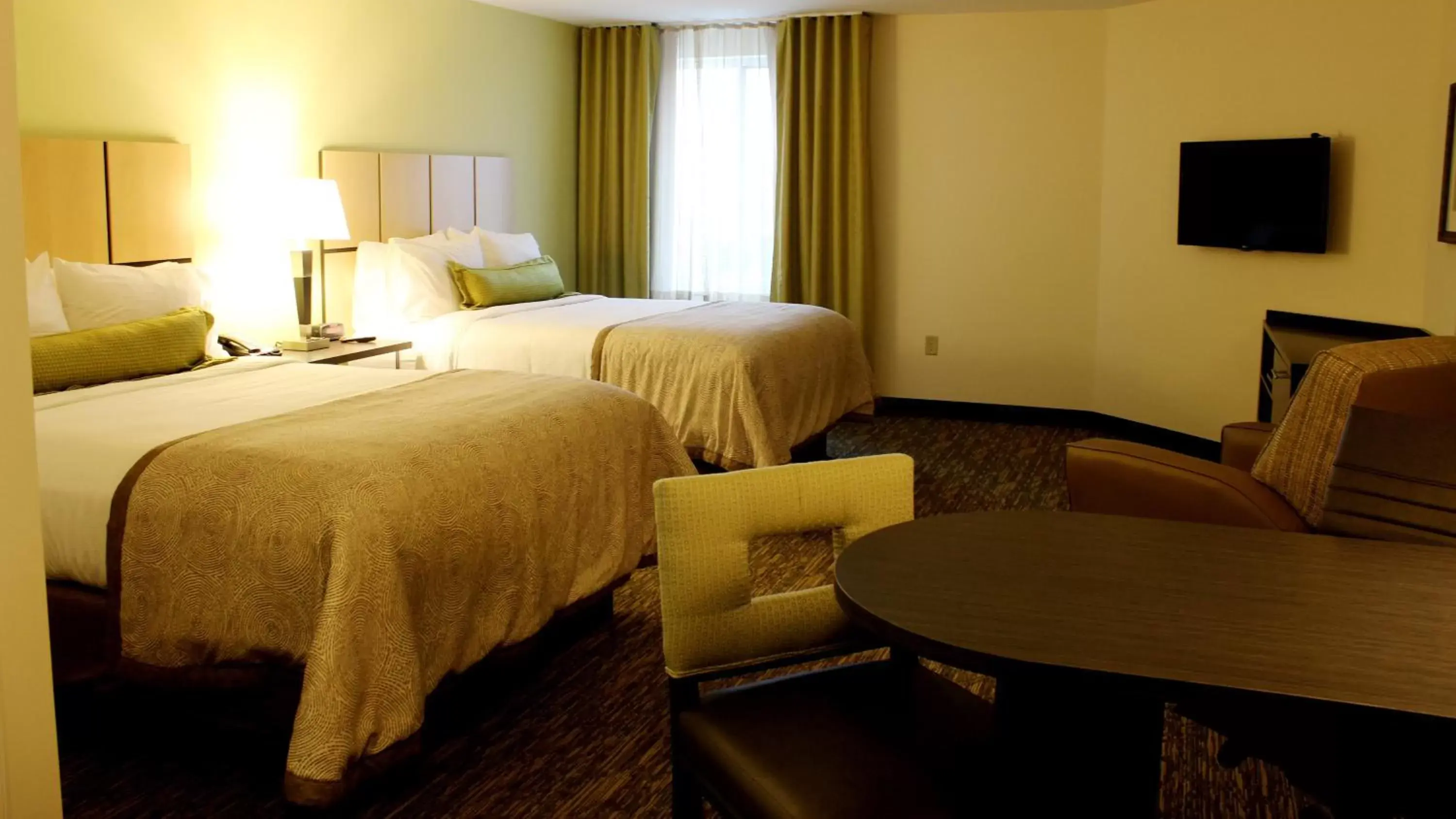 Photo of the whole room in Candlewood Suites Sioux City - Southern Hills, an IHG Hotel