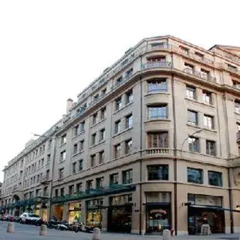 Facade/entrance, Property Building in Hotel Central