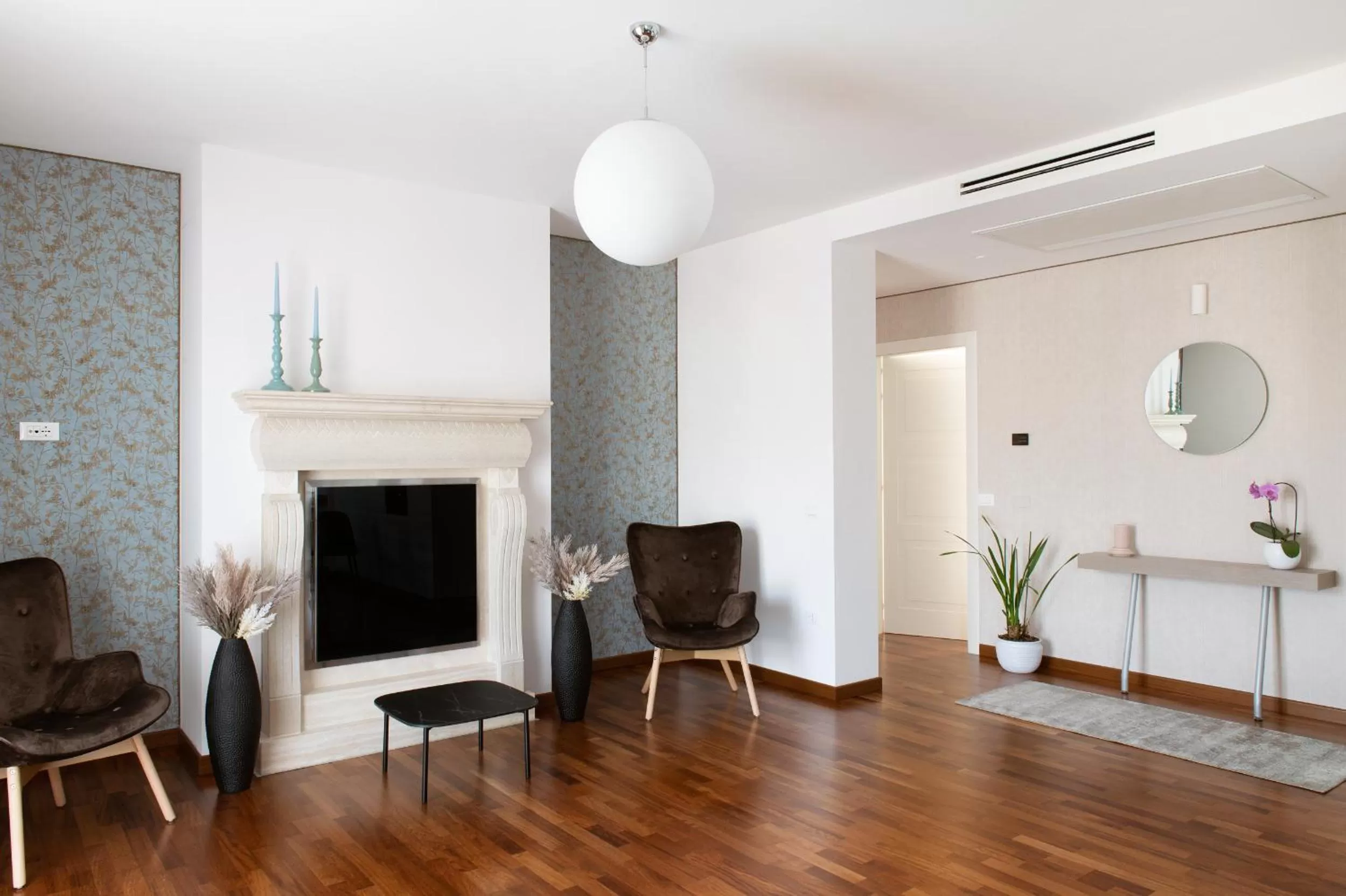 Communal lounge/ TV room, Seating Area in B&B Monna Lisa Rooms