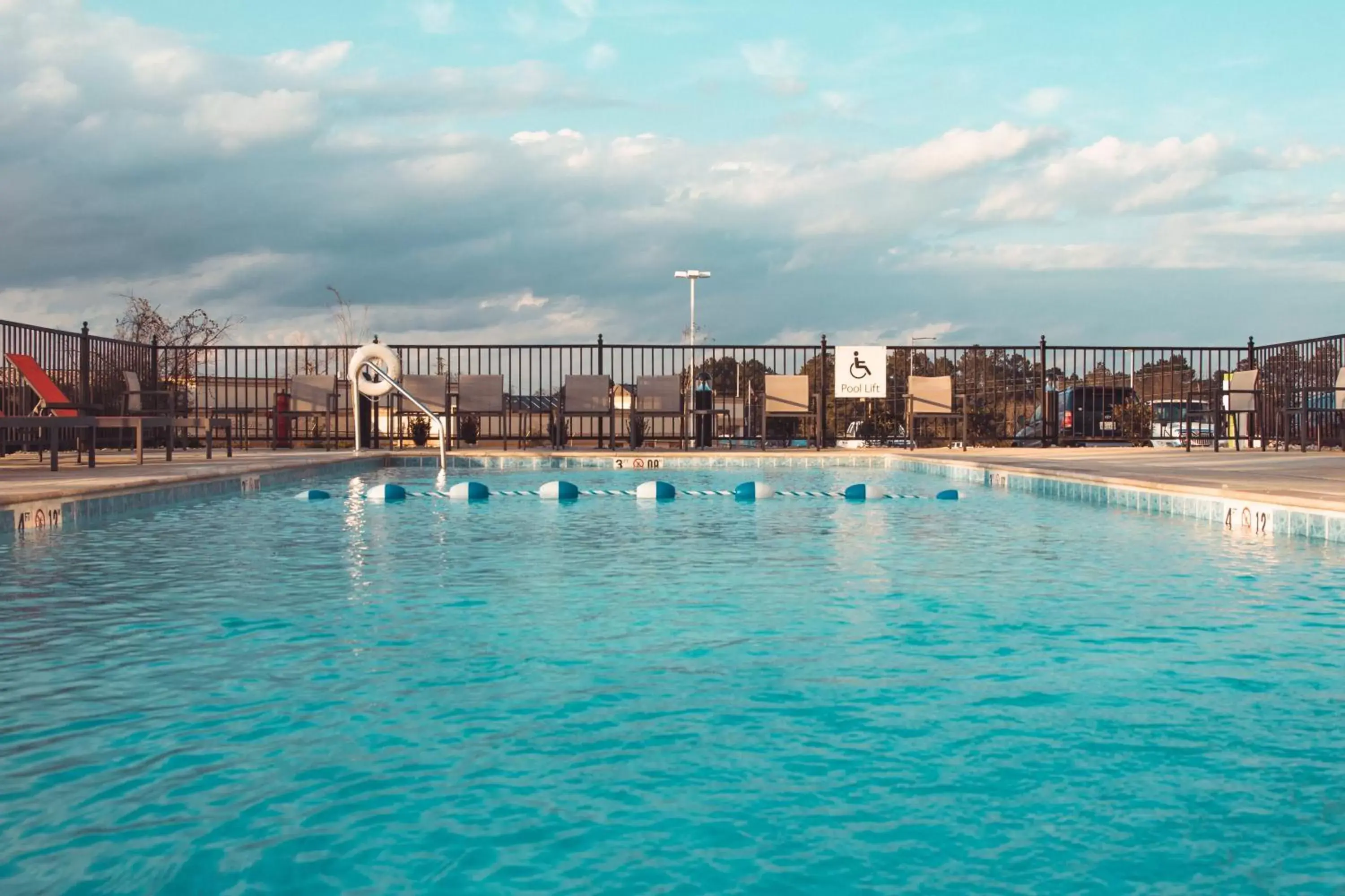 Swimming Pool in Holiday Inn Hattiesburg - North, an IHG Hotel