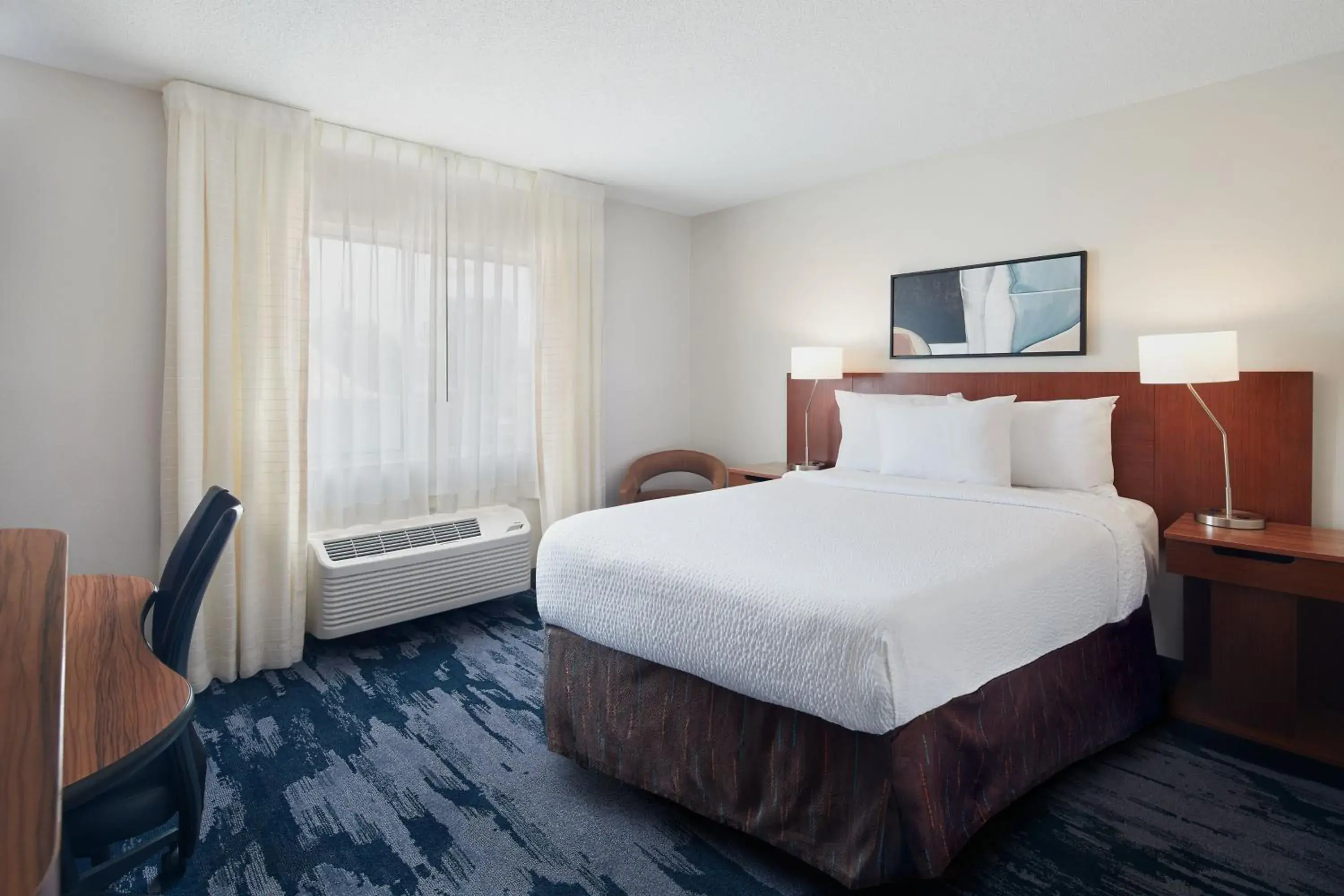 Photo of the whole room, Bed in Fairfield Inn by Marriott Huntsville