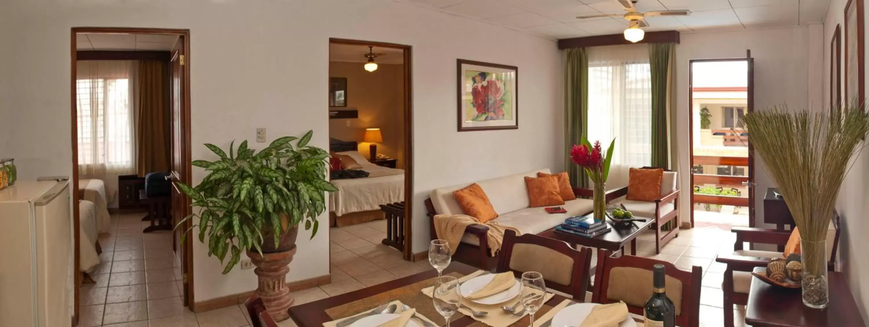 Living room in La Sabana Hotel Suites Apartments