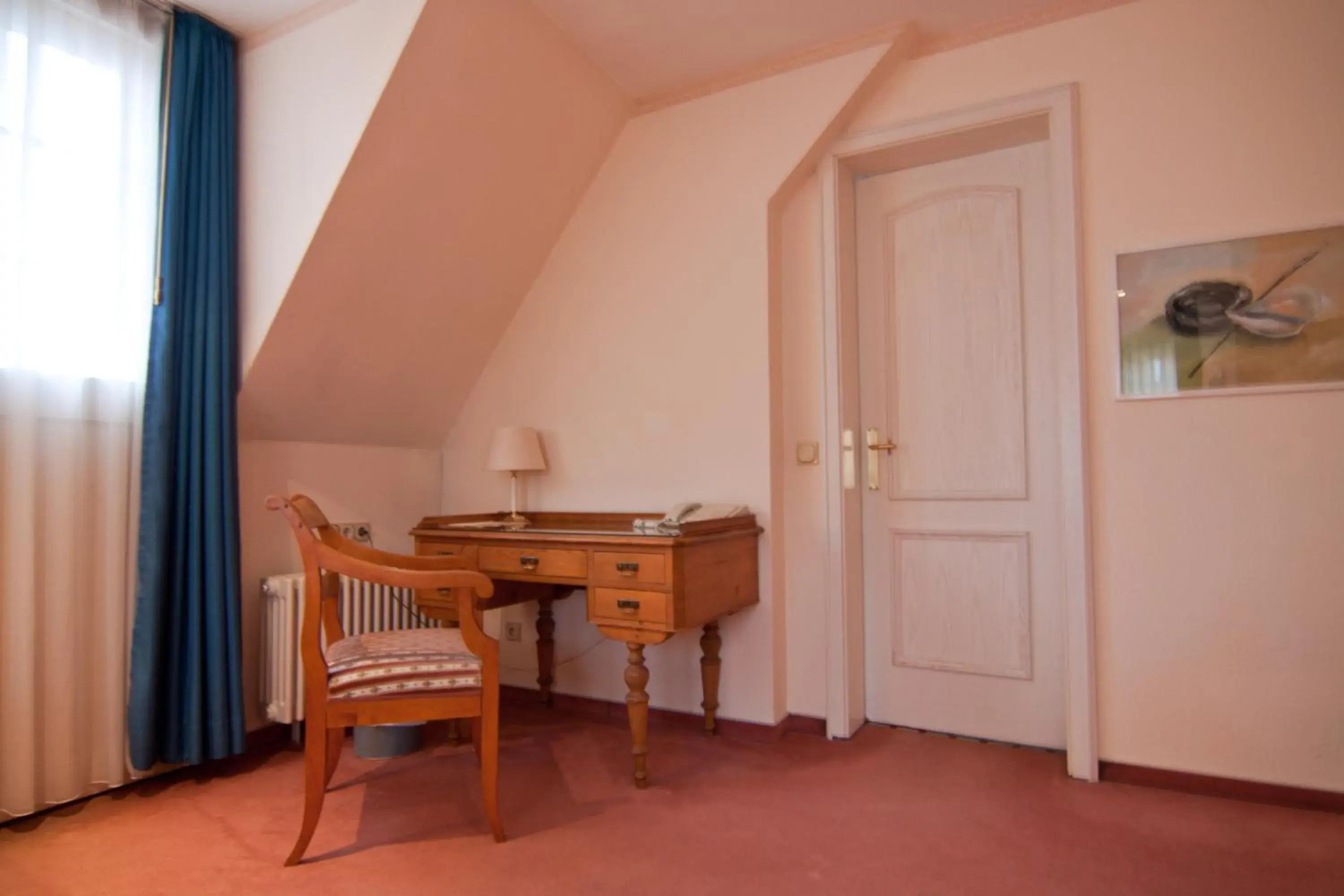 Seating area, TV/Entertainment Center in Parkhotel Unter den Linden